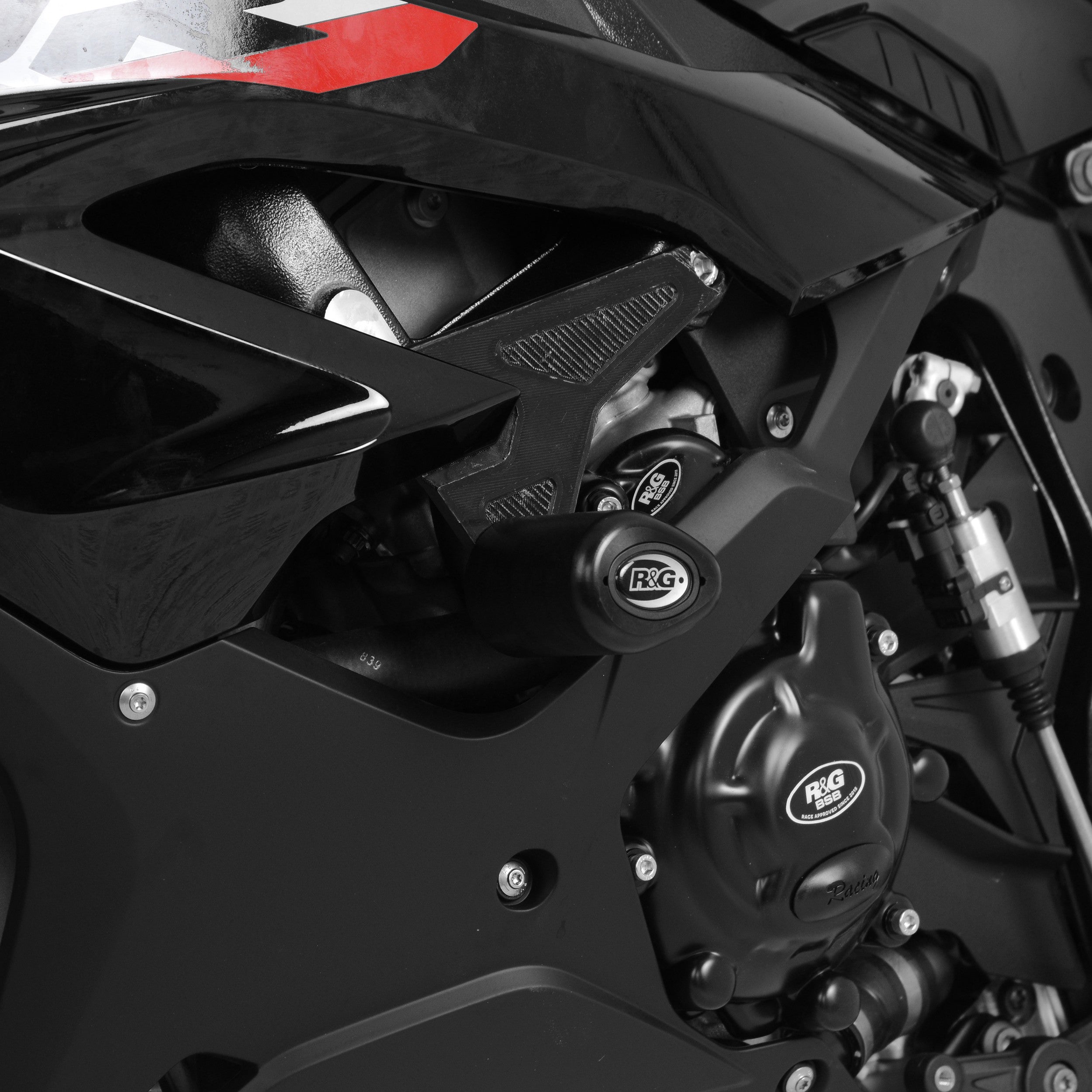 R&G Crash Protectors | White | BMW S 1000 RR 2023>Current & BMW M 1000 R 2023>Current