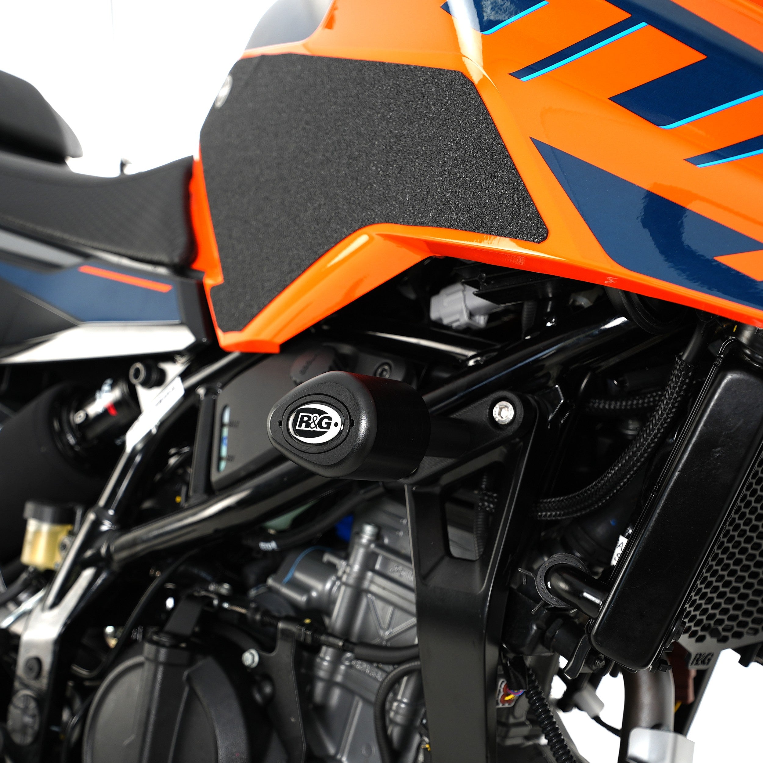 R&G Crash Protectors | Black | KTM 390 Duke 2024>Current & Husqvarna Vitpilen 401 2024>Current & KTM 125 Duke 2024>Current & KTM 250 Duke 2024>Current