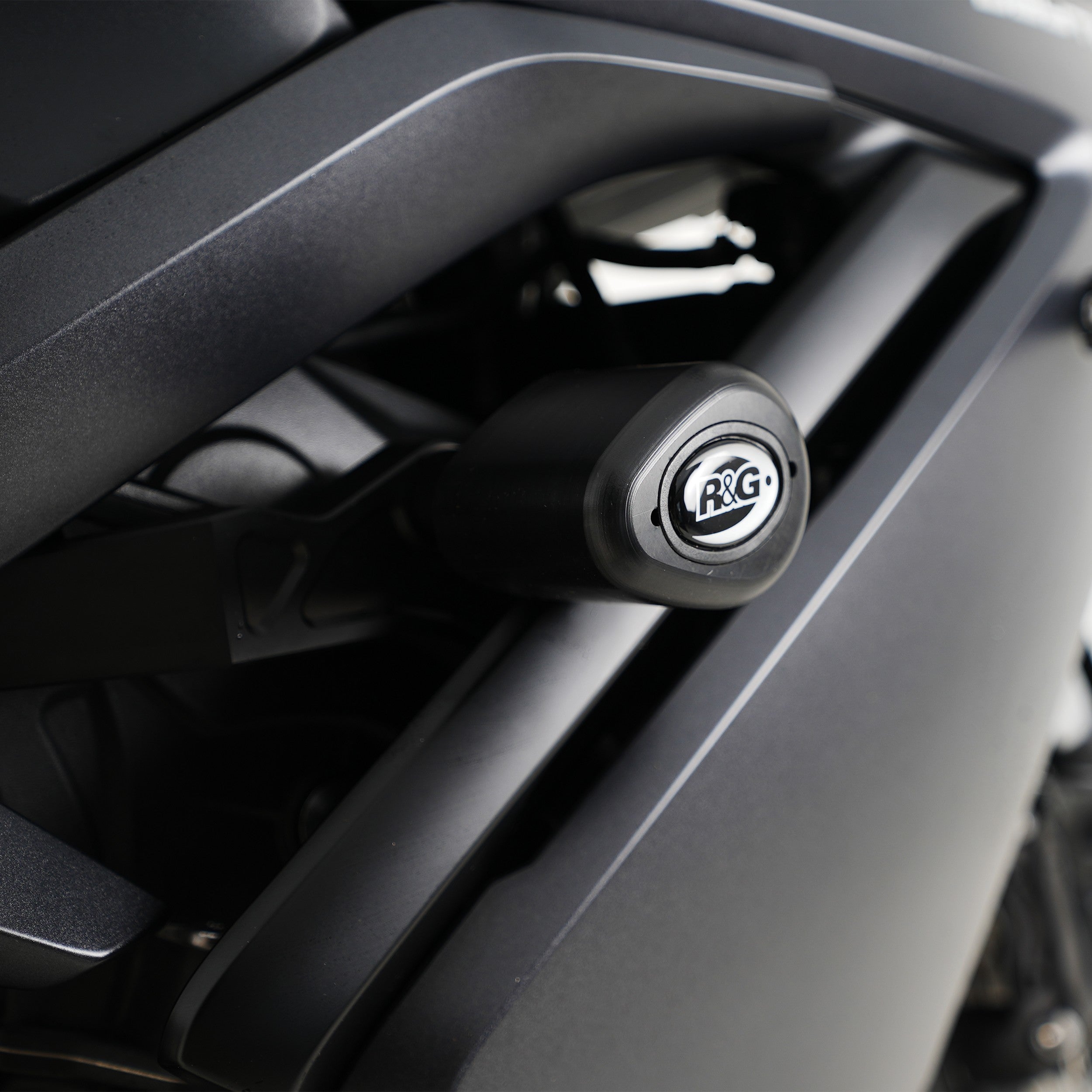 R&G Crash Protectors | Orange | Triumph Daytona 660 2024>Current