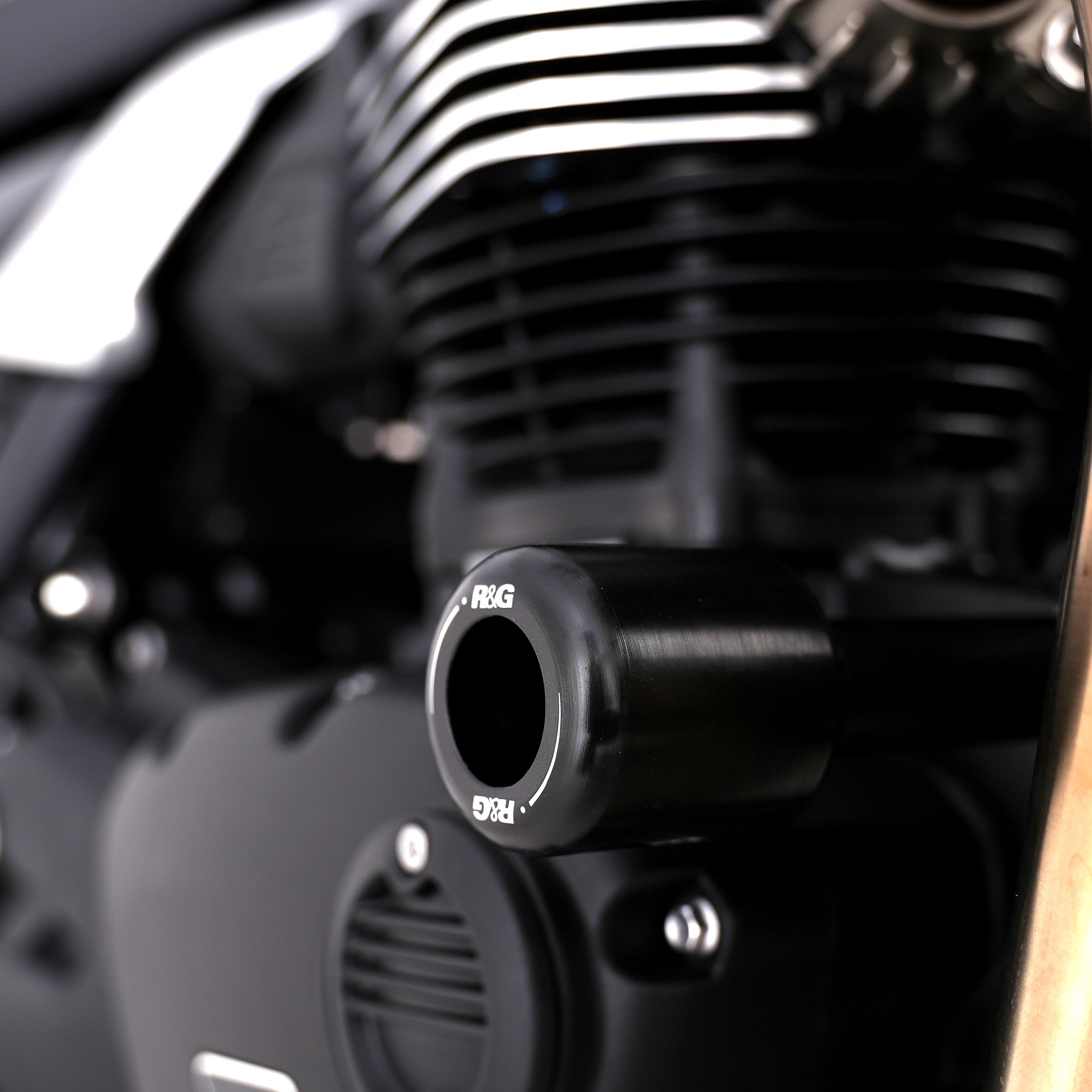 R&G Crash Protectors | Black | Triumph Speed Twin 1200 2024>2025 & Triumph Speed Twin 900 2025>Current