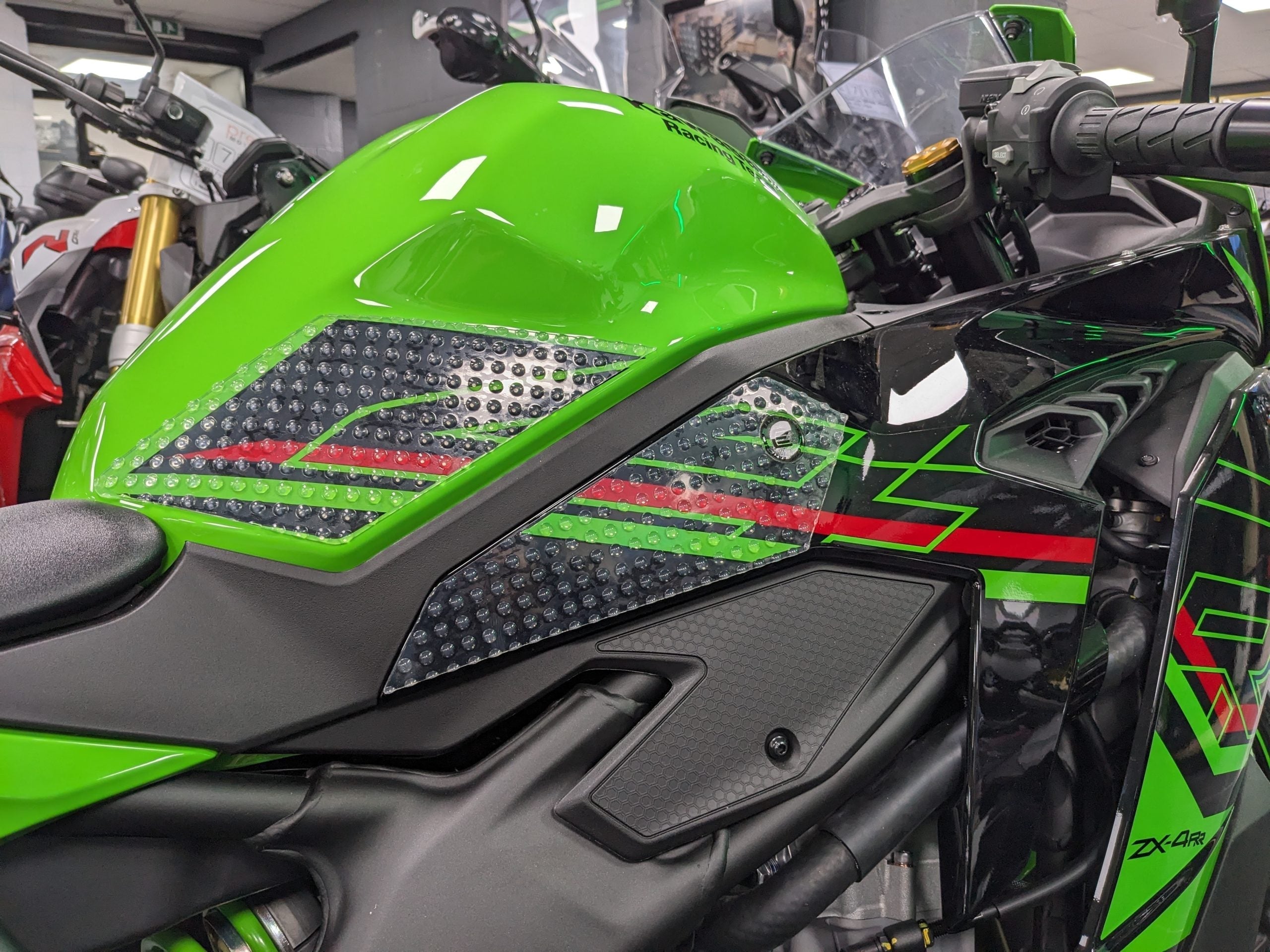 Eazi-Grip Evo Series Tank Grips - Pair | Clear | Kawasaki Ninja ZX-4RR 2023>Current -  Shop name
