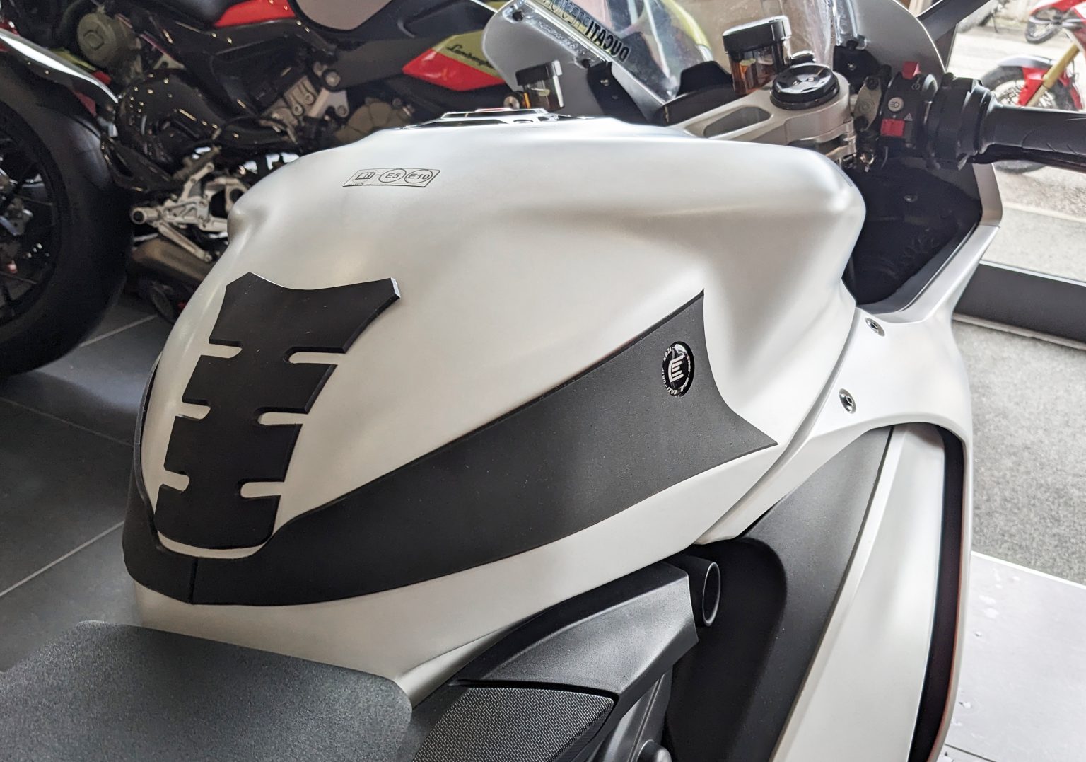 Eazi-Grip Wrap Around Tank Grip | Silicone - Charcoal | Ducati Panigale/Streetfighter V2 2020>Current -  Shop name
