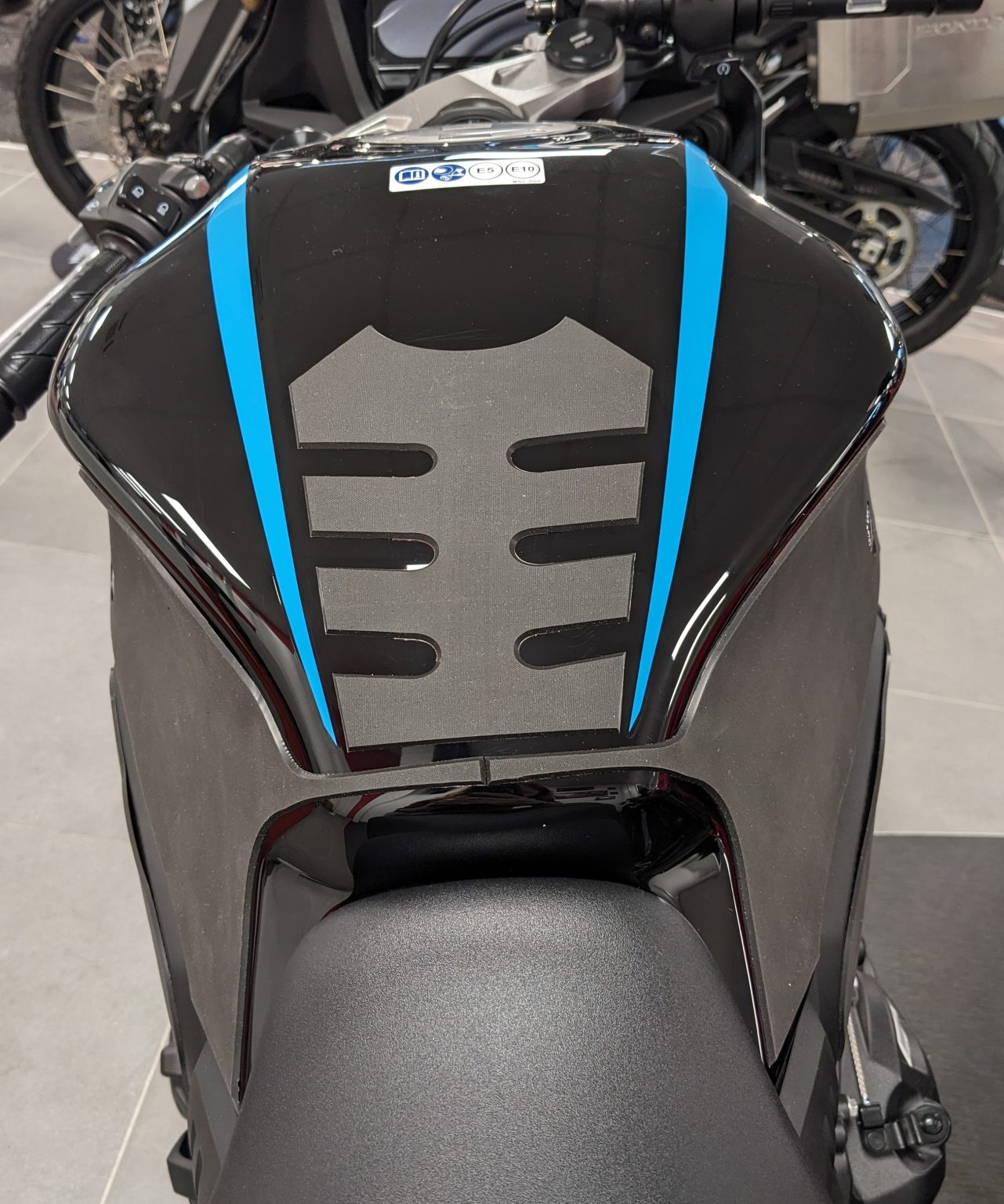 Eazi-Grip Wrap Around Tank Grip | Silicone - Charcoal | Honda CB650R/CBR650R 2019>Current-GWRAPHON007-Tank Protection-Pyramid Motorcycle Accessories