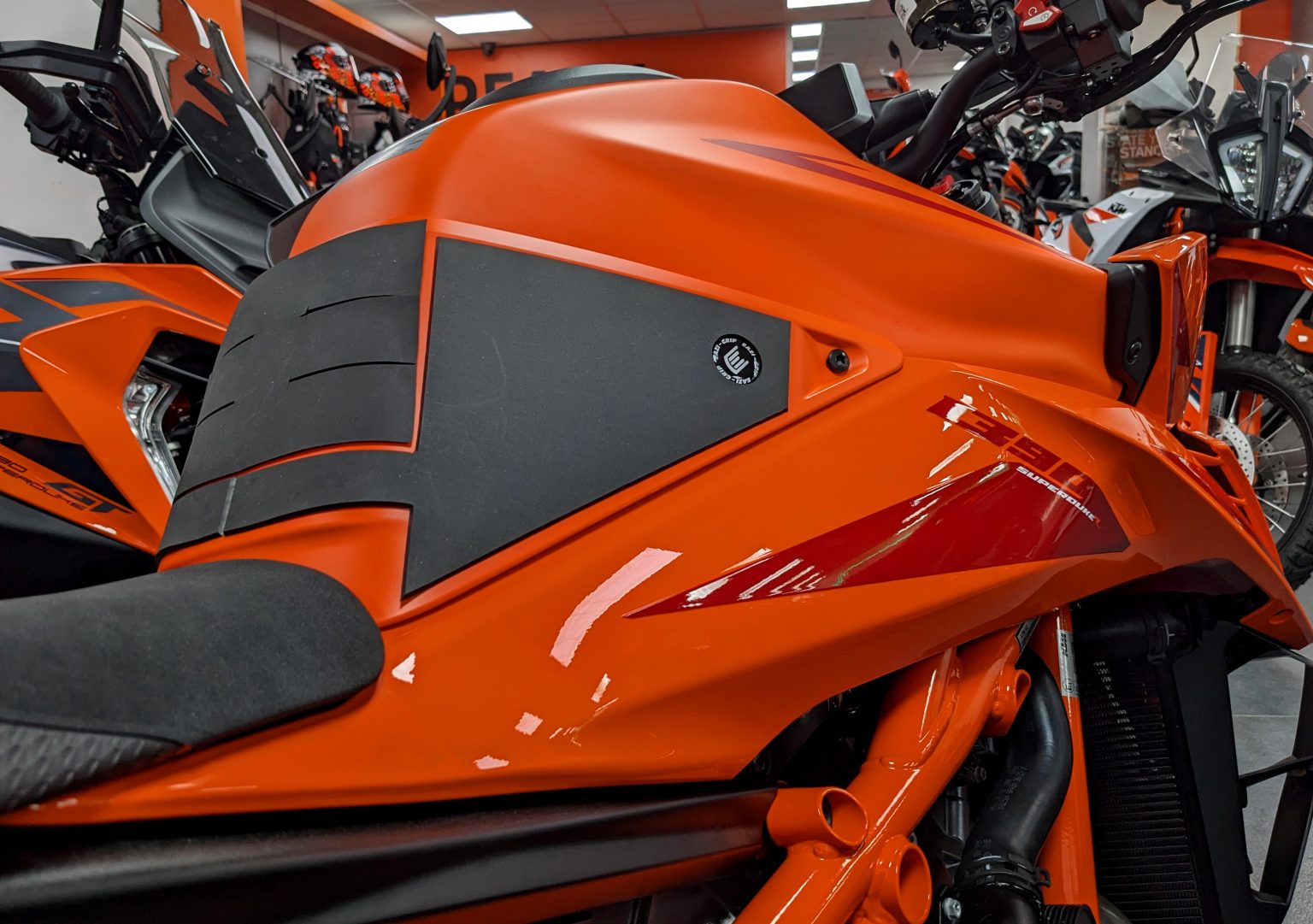 Eazi-Grip Wrap Around Tank Grip | Silicone - Charcoal | KTM 1290 Super Duke R 2024>Current -  Shop name