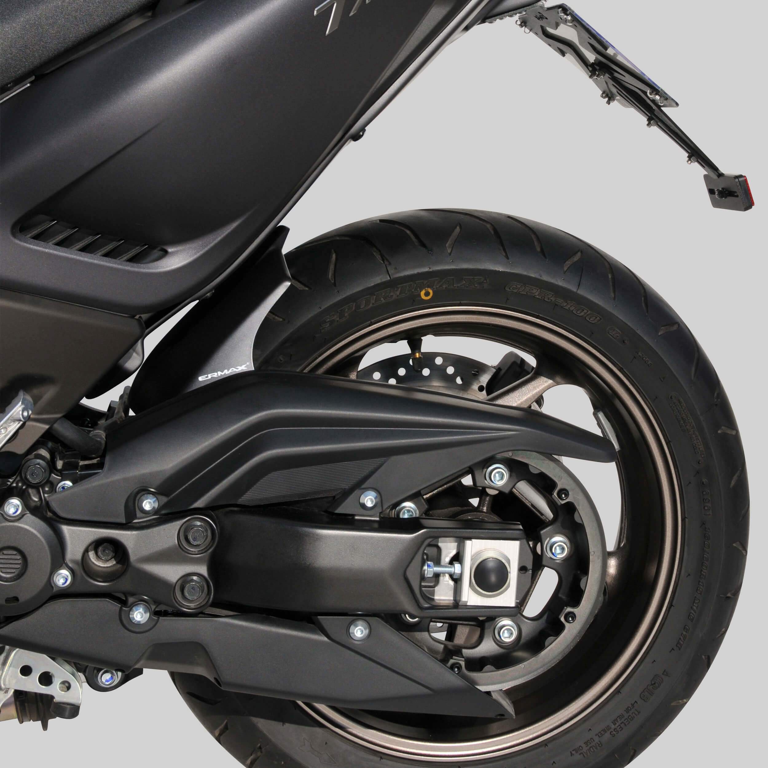 Ermax Hugger | Matte Black (Blackmax) | Yamaha TMAX 530 2012>2016-E730273110-Huggers-Pyramid Motorcycle Accessories