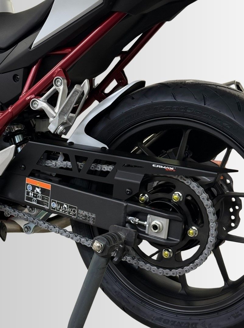 Ermax Hugger with Aluminium Chainguard | Matte Pearl Glare White [NHB54] | Honda CB750 Hornet 2025>Current -  Shop name