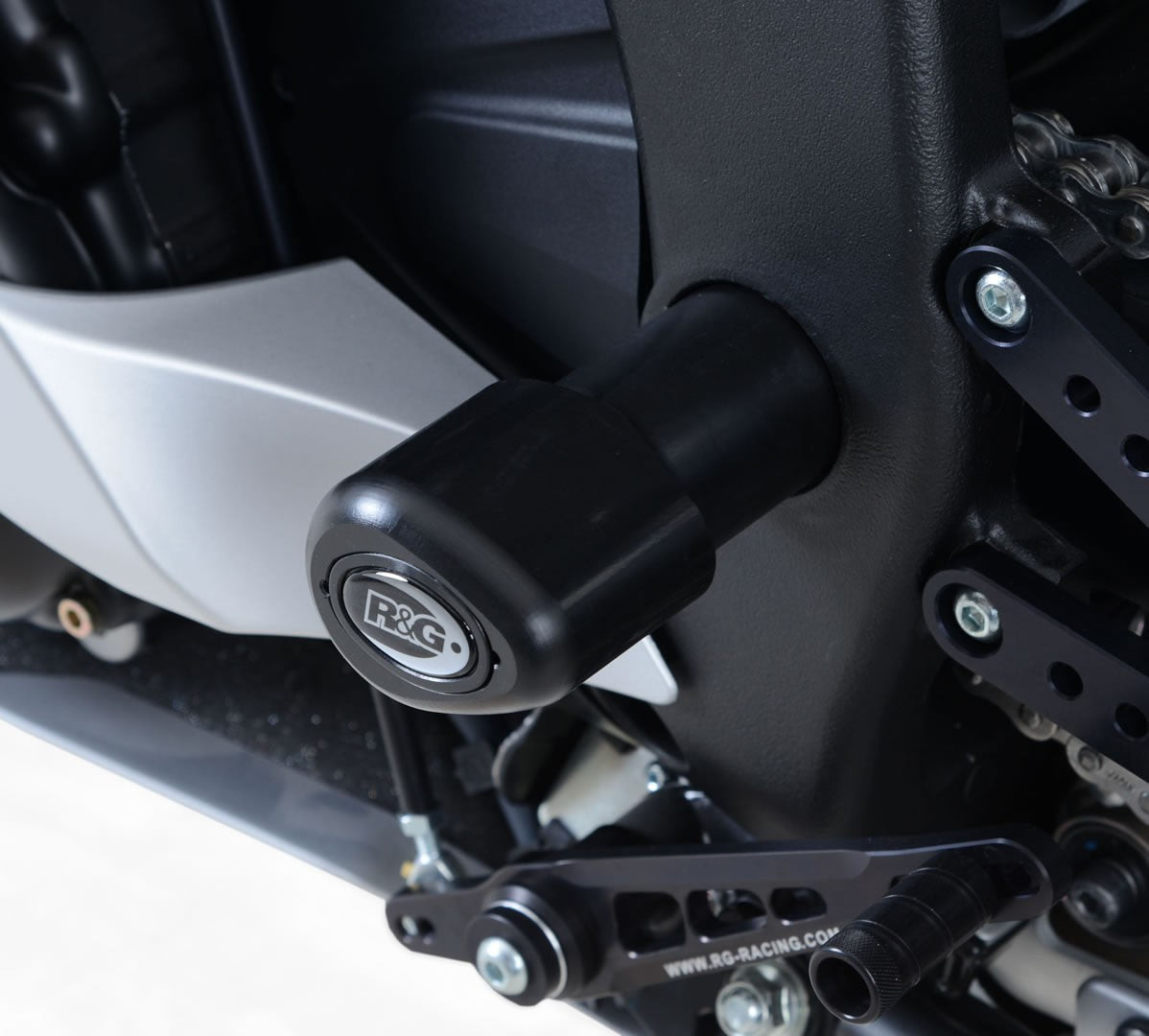 R&G Crash Protectors | White | Yamaha YZF-R6 2006>2020