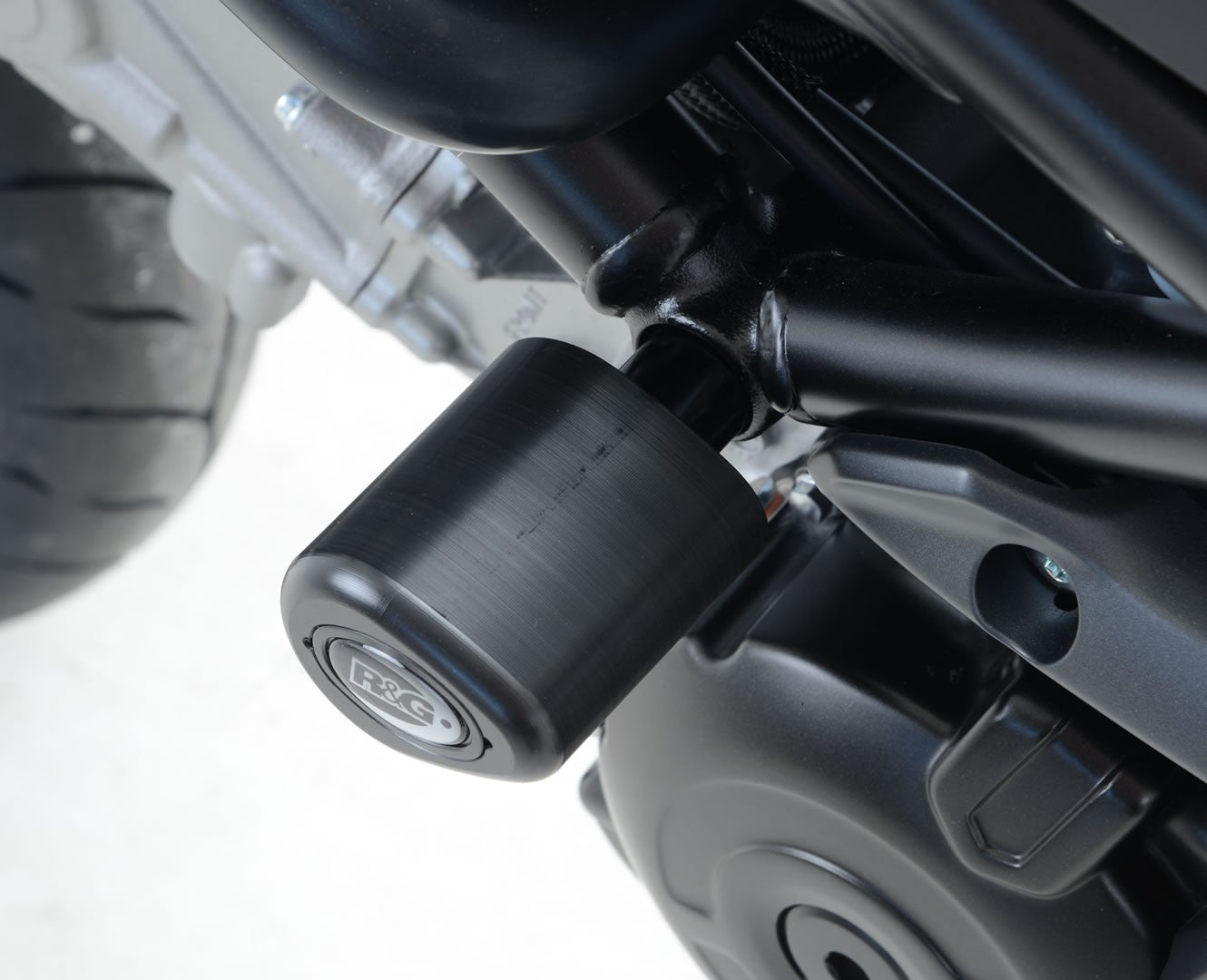 R&G Crash Protectors | Black | Suzuki SV 650 2016>2018 & Suzuki SFV 650 Gladius 2009>2016 & Suzuki SV650X 2018>2023