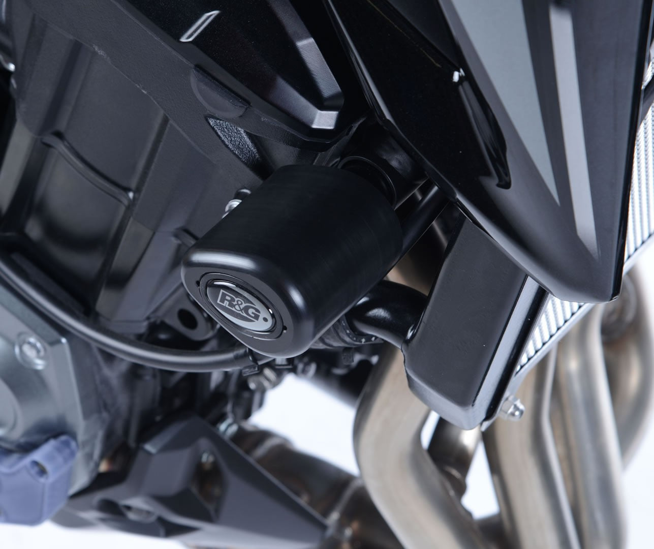R&G Crash Protectors | White | Kawasaki Z 900 2017>Current & Kawasaki Z 900 SE 2022>Current