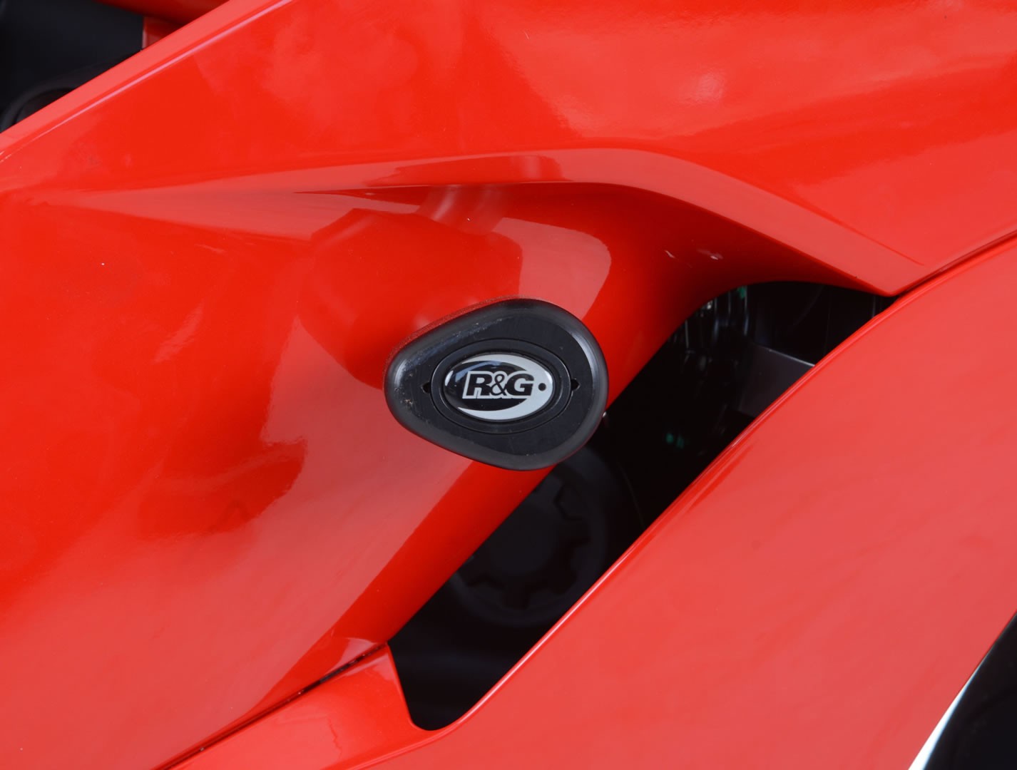 R&G Crash Protectors | Black | Ducati Supersport 2017>Current & Ducati Supersport 950/S 2017>2020