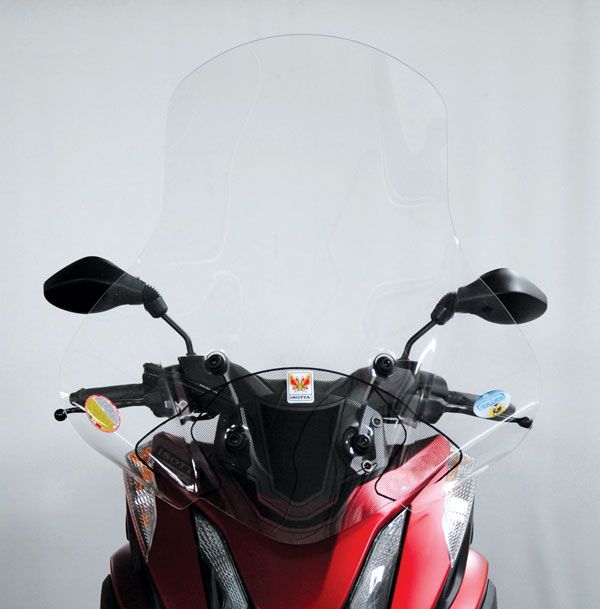 Isotta High Screen | Clear | Yamaha - Tricity 125 2014> - Tricity 155 2016> -   Pyramid Motorcycle Accessories