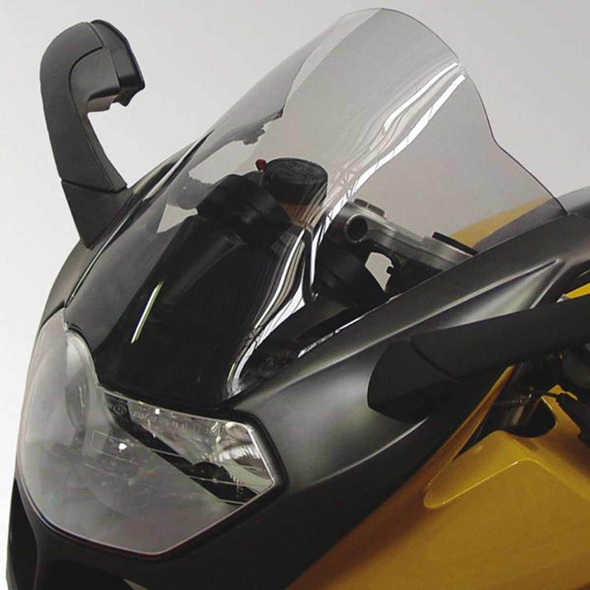 Isotta Double Bubble Screen | Light Smoke | BMW R 1200 S 2004 - 2006 -   Pyramid Motorcycle Accessories
