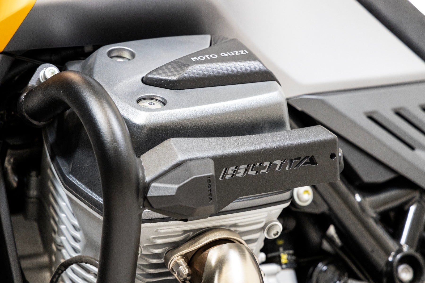 Isotta Crash Protection Bars With LEDs | Black | Moto Guzzi Stelvio 2024>Current -  Shop name