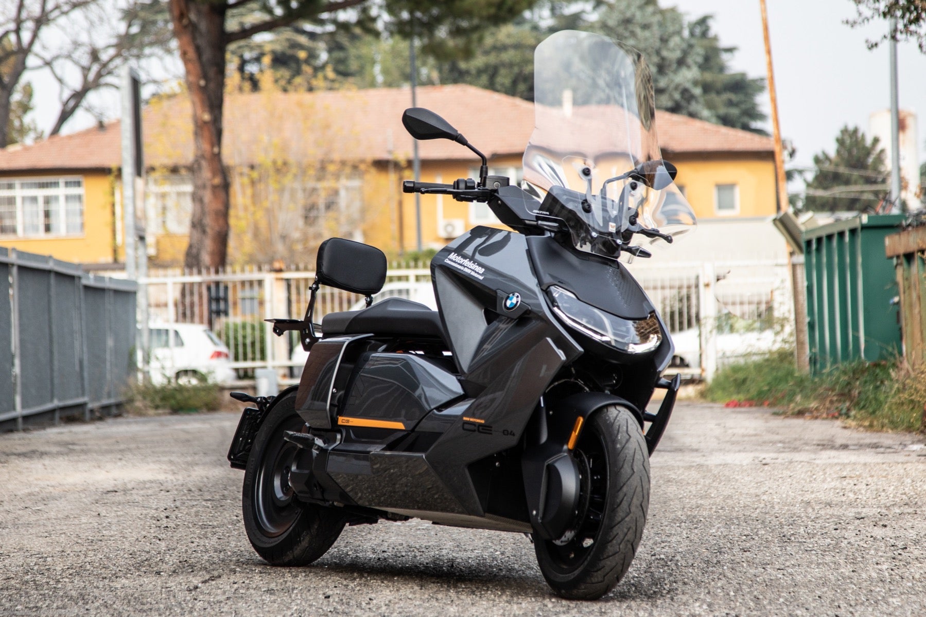 Isotta Luggage Rack | Black | BMW CE 04 2021>2024 -  Shop name