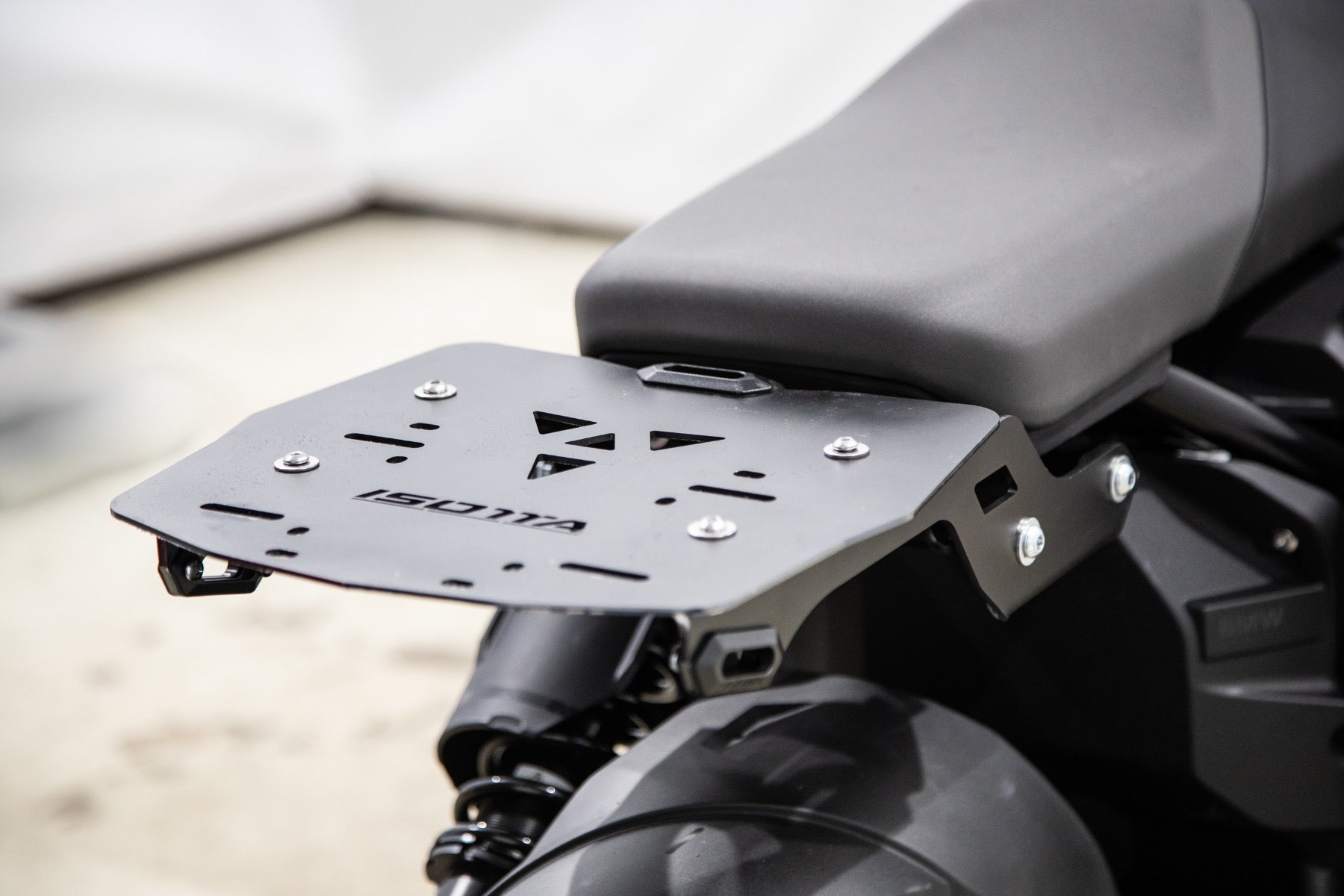 Isotta Luggage Rack | Black | BMW CE 04 2021>2024 -  Shop name
