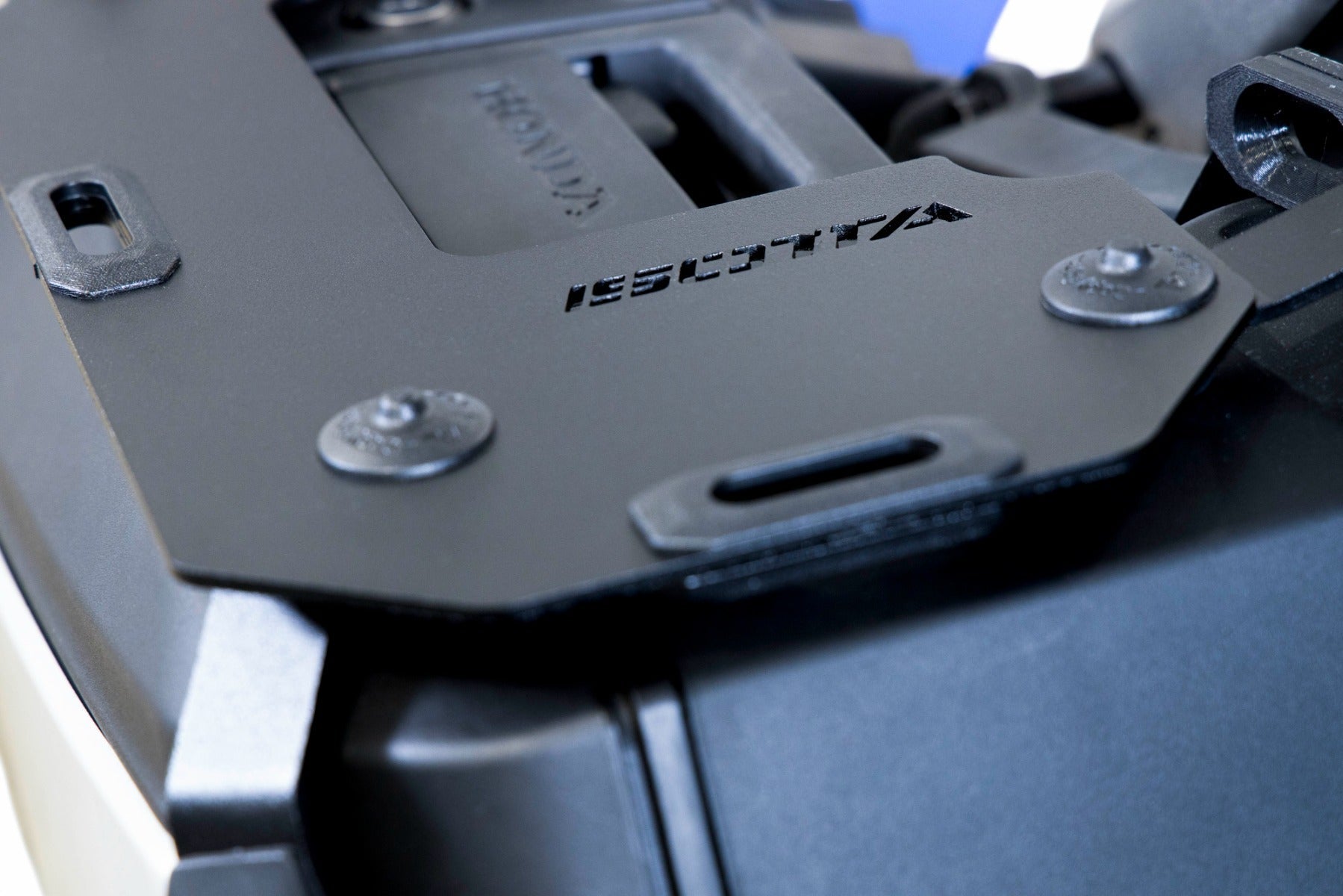 Isotta Luggage Racks For Panniers | Black | Honda NT1100 2022>2024 -  Shop name