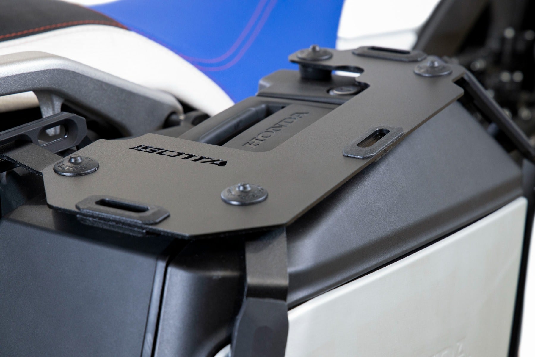 Isotta Luggage Racks For Panniers | Black | Honda NT1100 2022>2024 -  Shop name