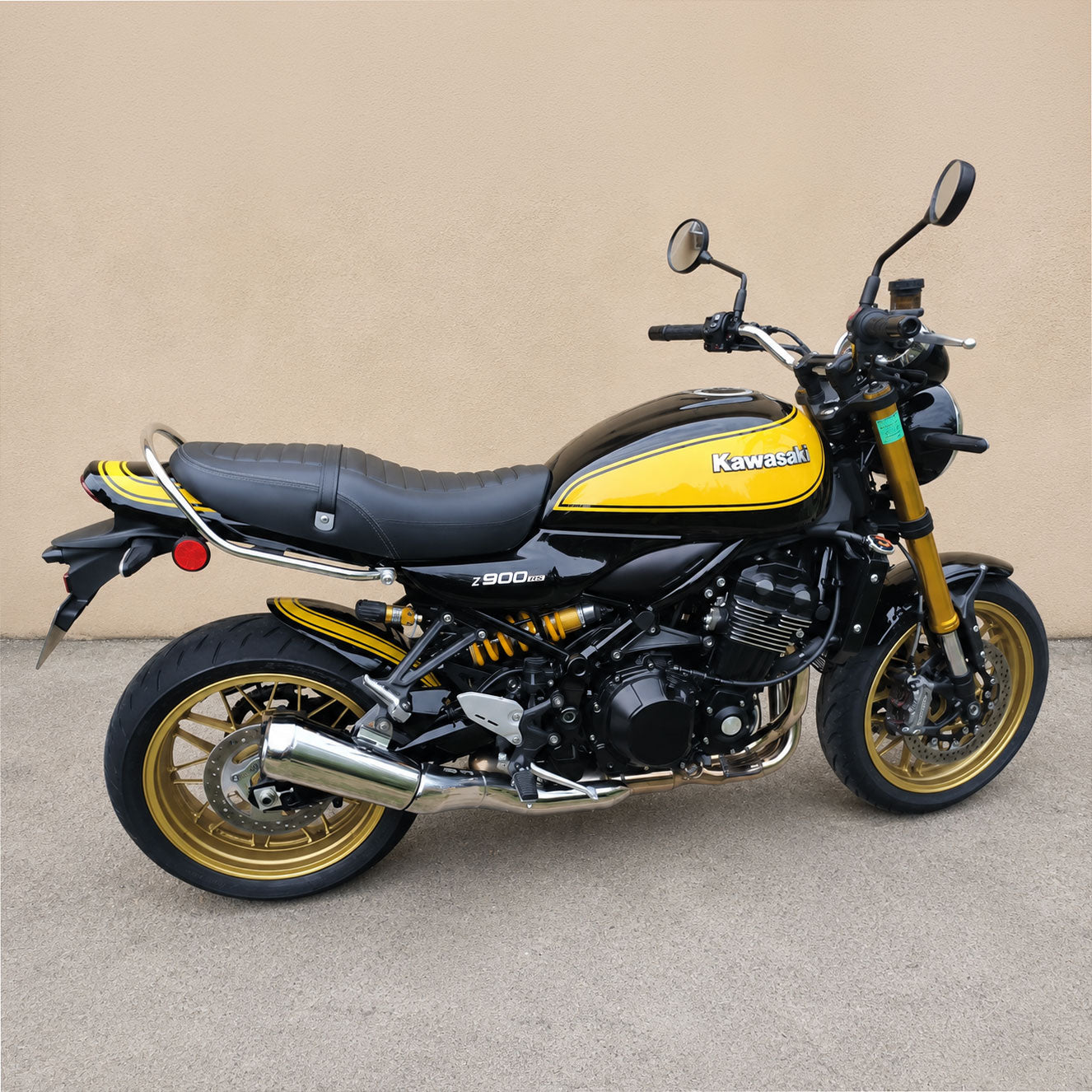 Pyramid Hugger | Metallic Spark Black/Orange | Kawasaki Z 900 RS SE 2026>Current