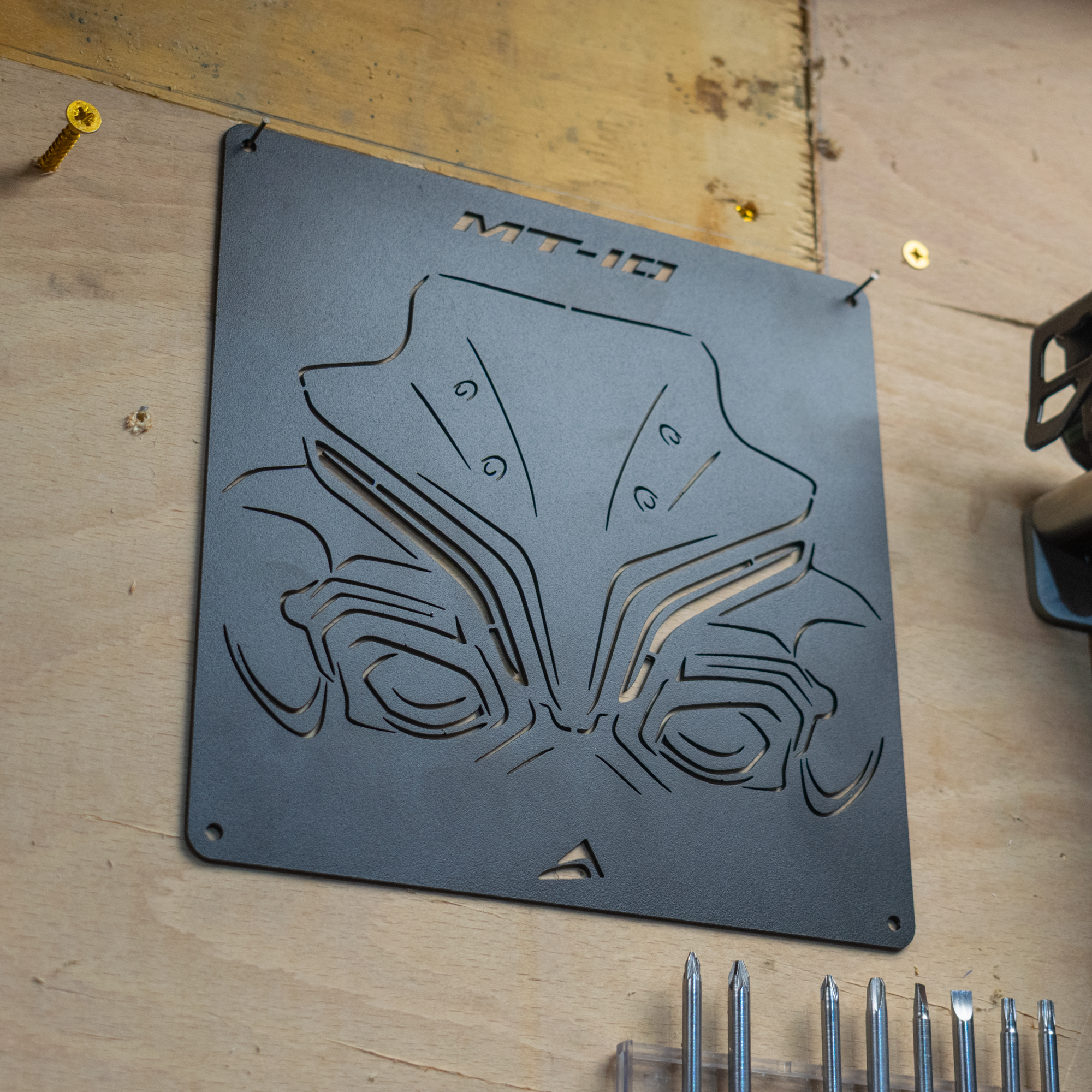 Pyramid Metal Plaque | Yamaha MT-10 Gen 2