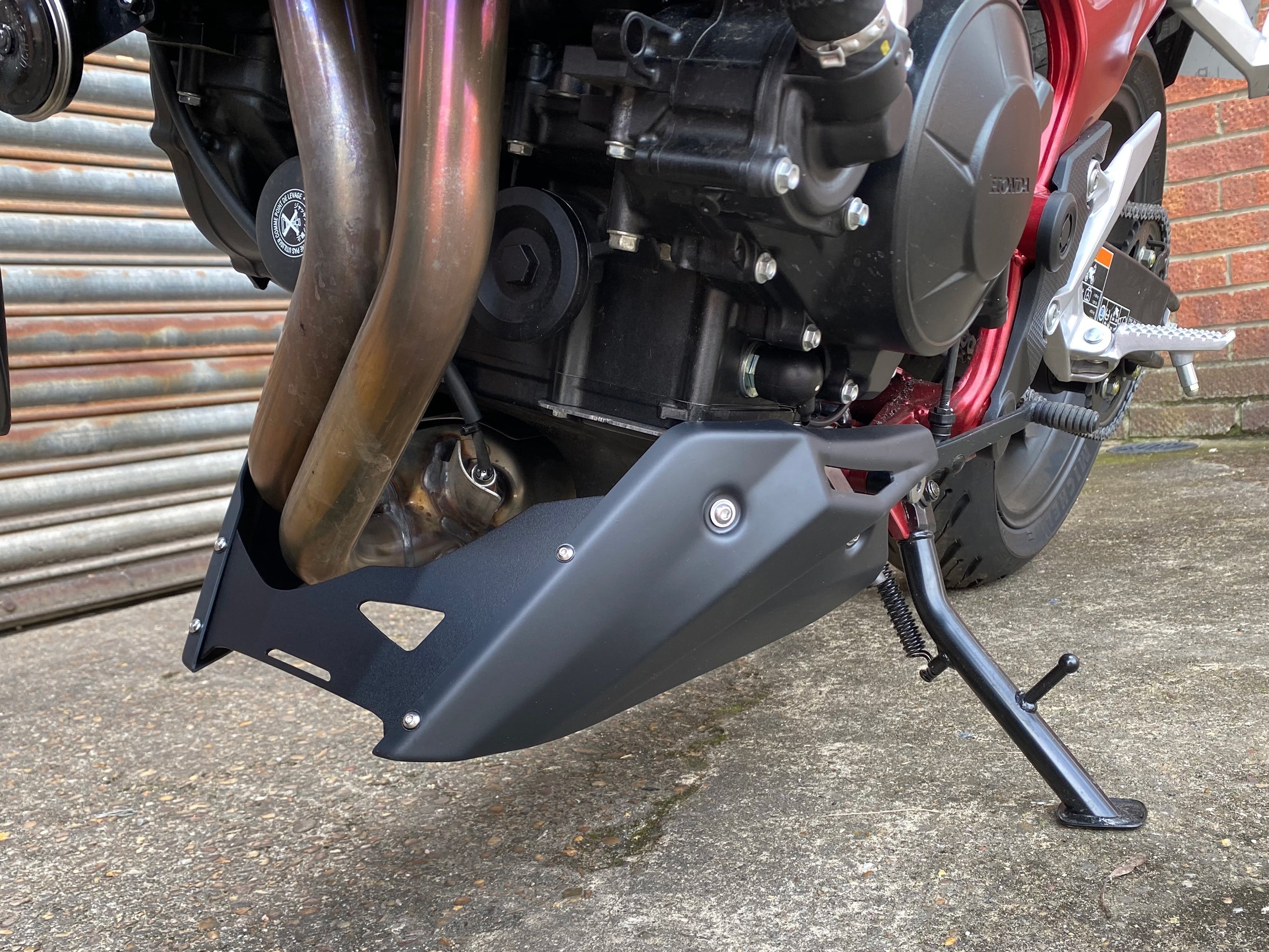 Pyramid Belly Pan | Matte Black | Honda CB 750 Hornet 2023>Current-Belly Pans-Pyramid Motorcycle Accessories