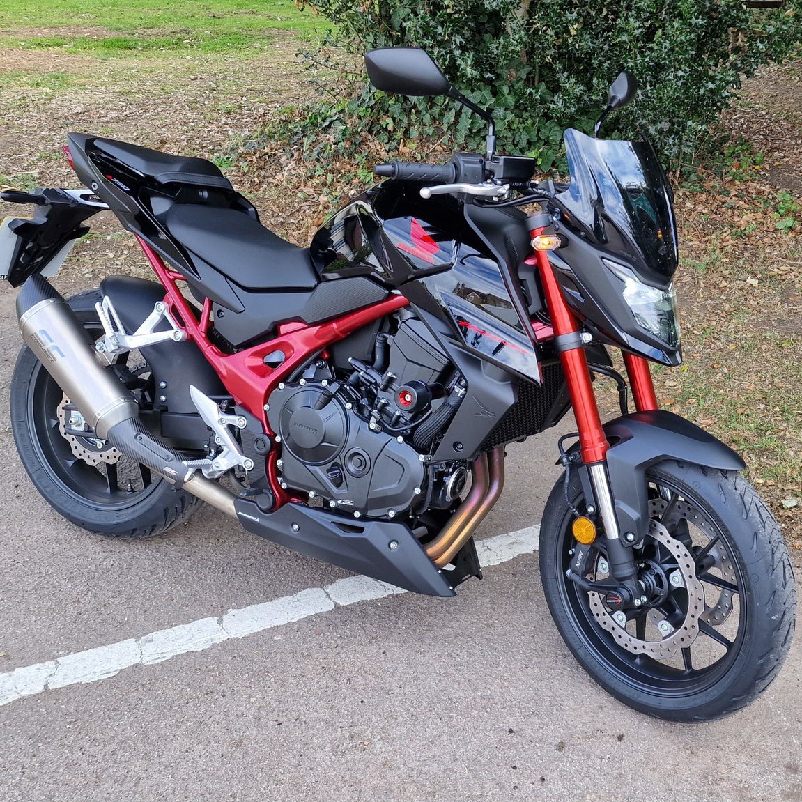 Pyramid Belly Pan | Matte Black | Honda CB750 Hornet 2023>Current -   Pyramid Motorcycle Accessories