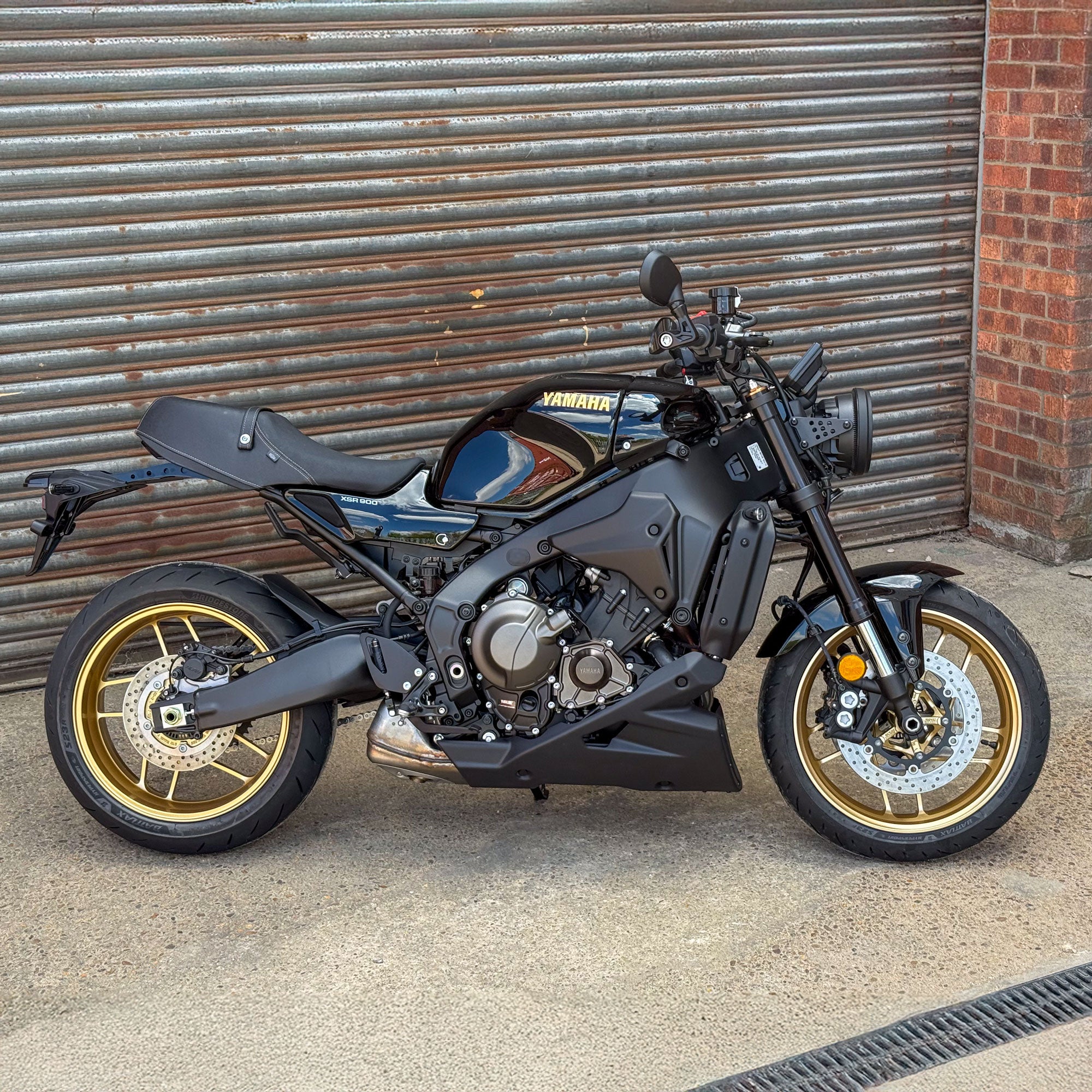 Pyramid Belly Pan | Matte Black | Yamaha XSR 900 2022>Current-Belly Pans-Pyramid Motorcycle Accessories
