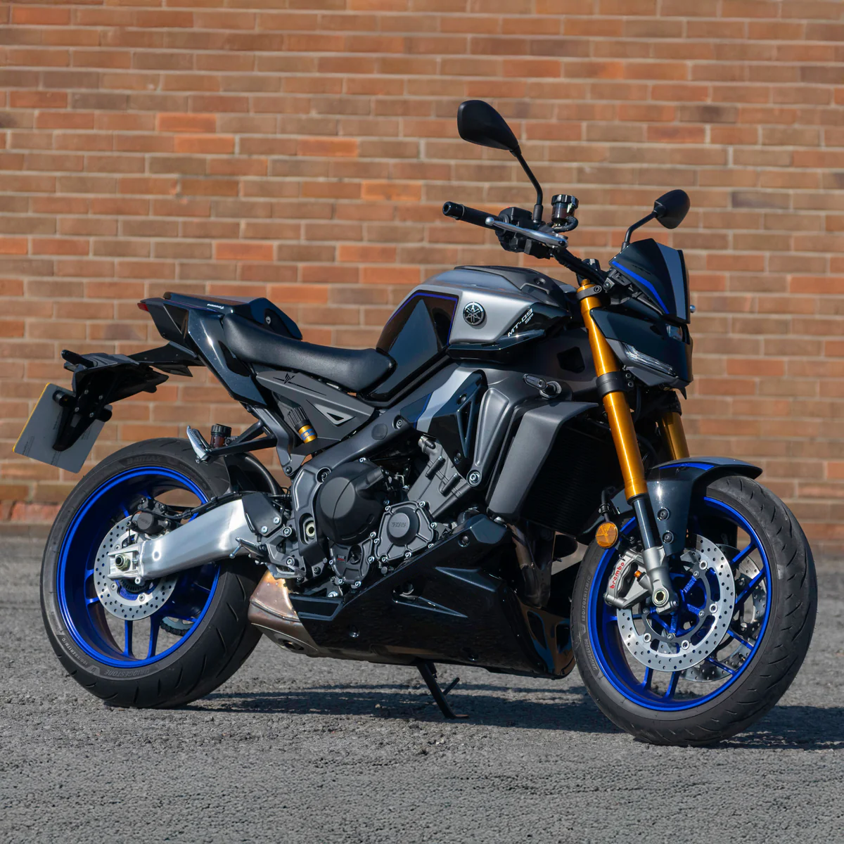 Pyramid Belly Pan | Midnight Black (USA: Raven Black) | Yamaha MT-09 SP 2021>Current-Belly Pans-Pyramid Motorcycle Accessories