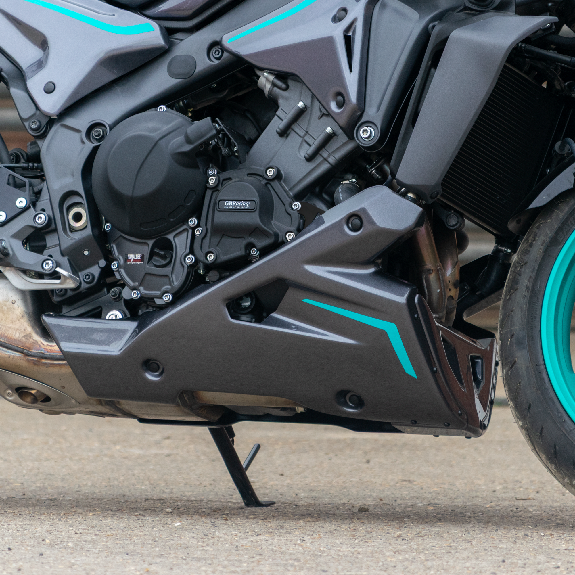 Pyramid Belly Pan | Midnight Cyan | Yamaha MT-09 2024>Current-Belly Pans-Pyramid Motorcycle Accessories