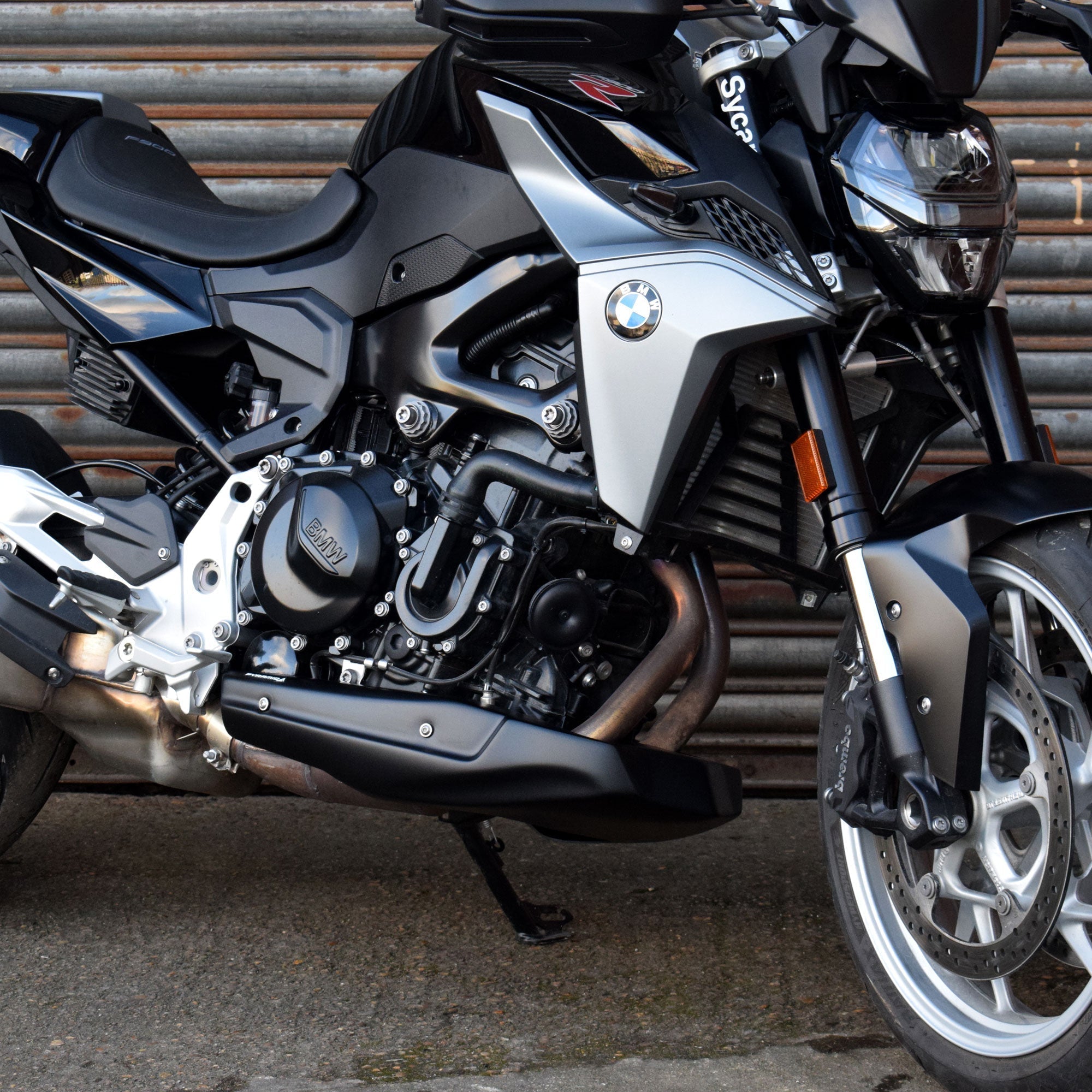 Pyramid Belly Pan | San Marino Blue Metallic & Graphite Grey | BMW F 900 R 2020>Current-Belly Pans-Pyramid Motorcycle Accessories