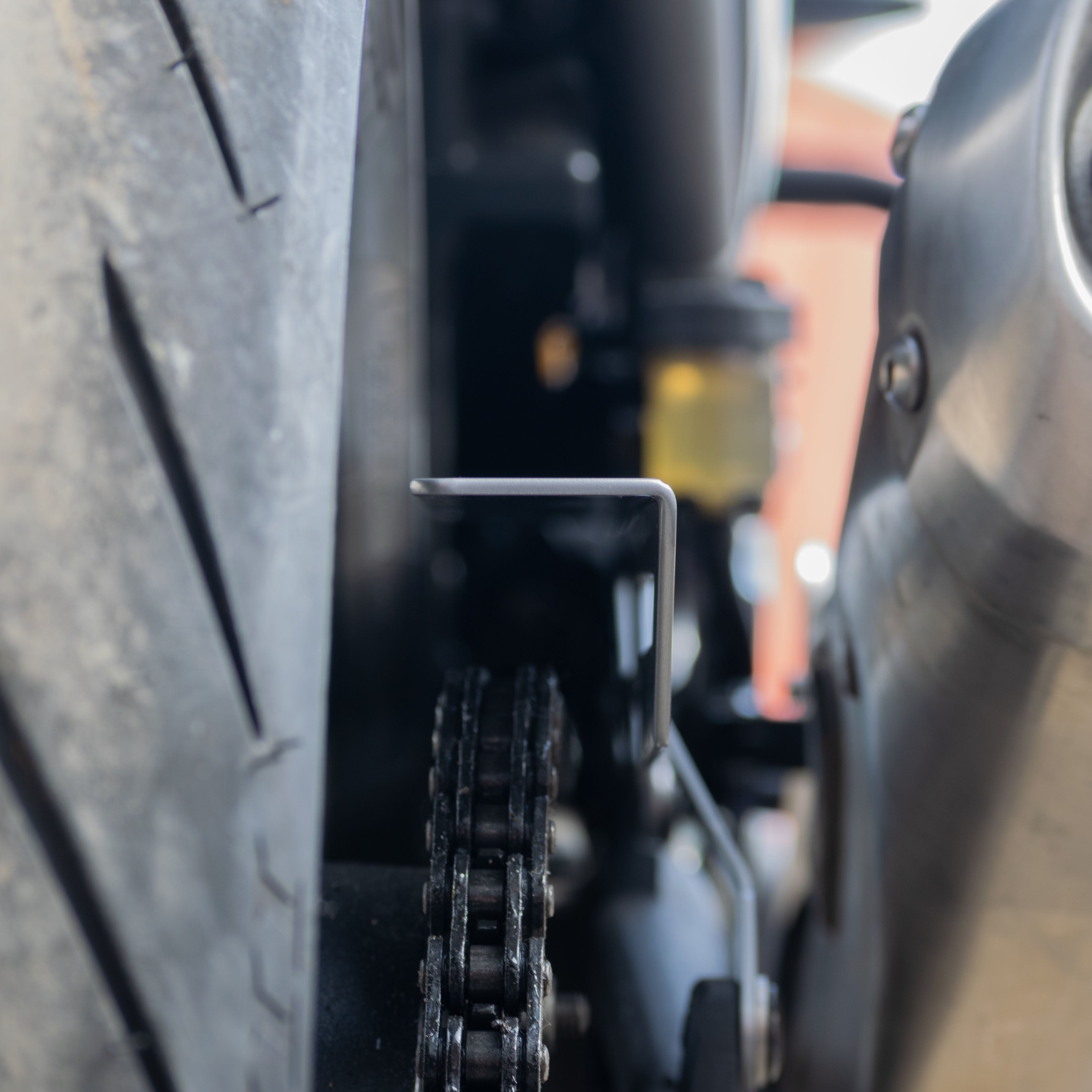 Pyramid Chainguard | Gloss Silver | Triumph Speed 400 2024>Current-Chain Guards-Pyramid Motorcycle Accessories