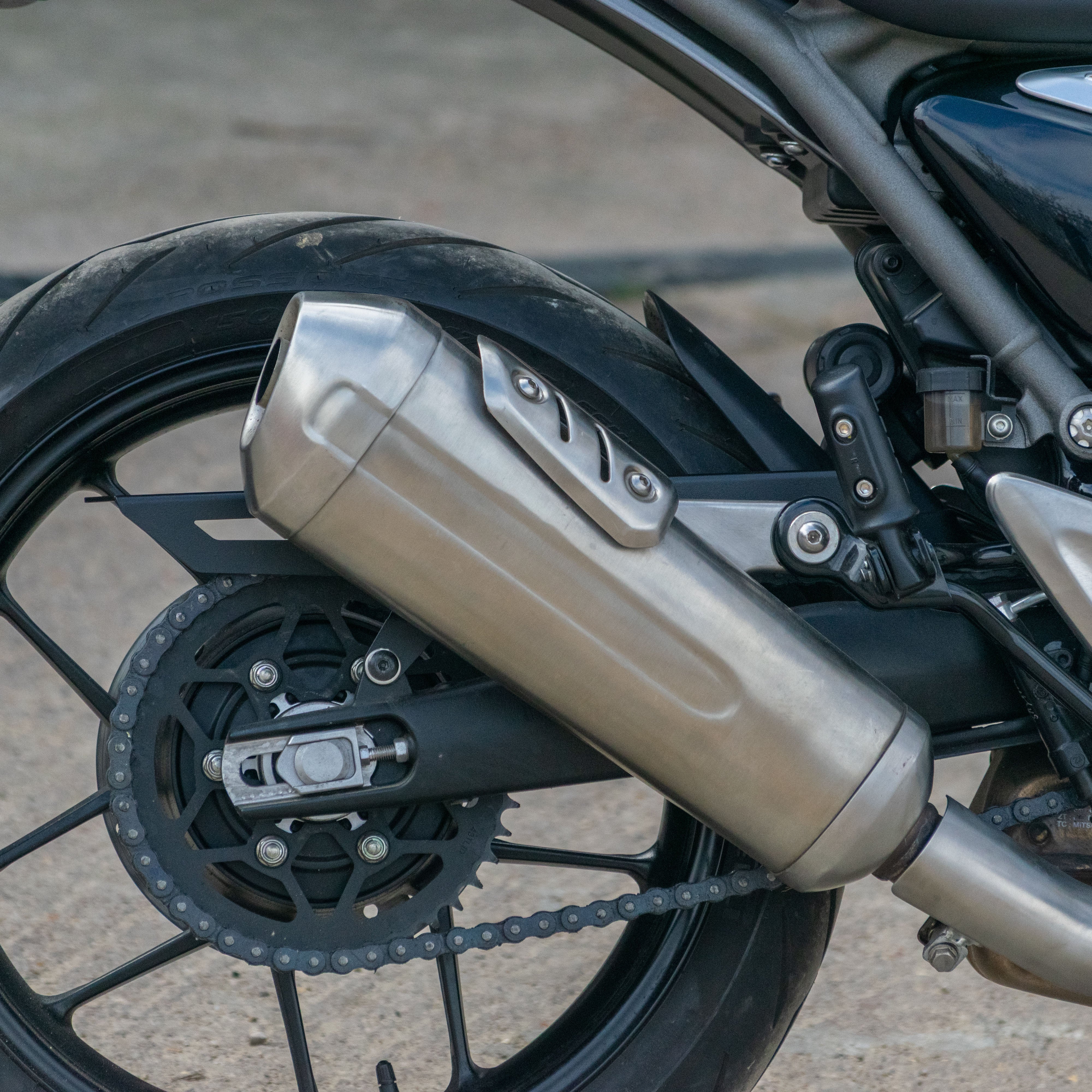 Pyramid Chainguard | Matte Black | Triumph Scrambler 400 X 2024>Current-Chain Guards-Pyramid Motorcycle Accessories