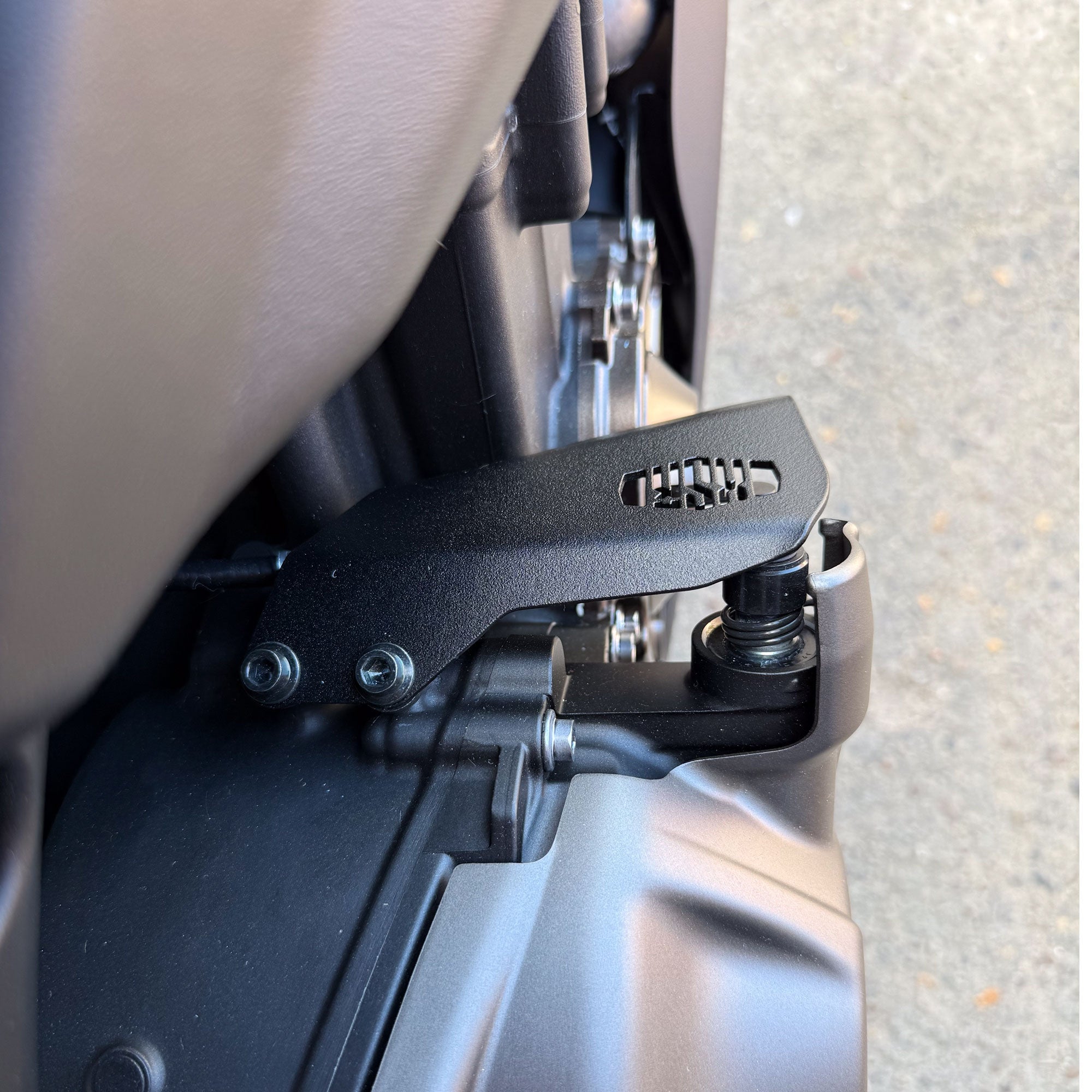 Pyramid Clutch Cable Cover | Matte Black | Yamaha XSR900 (Inc. GP) 2022>Current -  Shop name