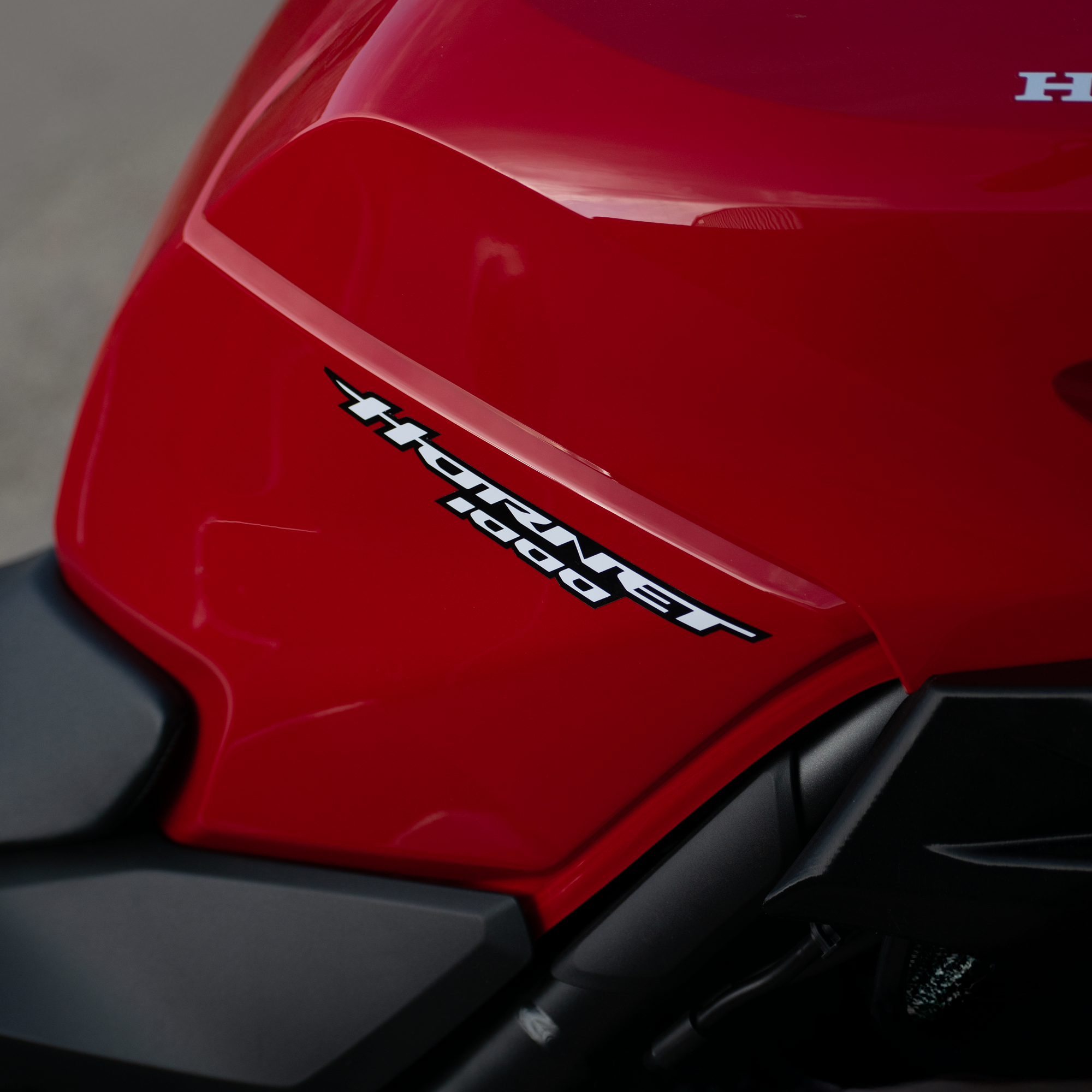 Pyramid Decals - Hornet Logo Set Of 4 | White & Black | Honda CB1000 Hornet 2025>Current -  Shop name