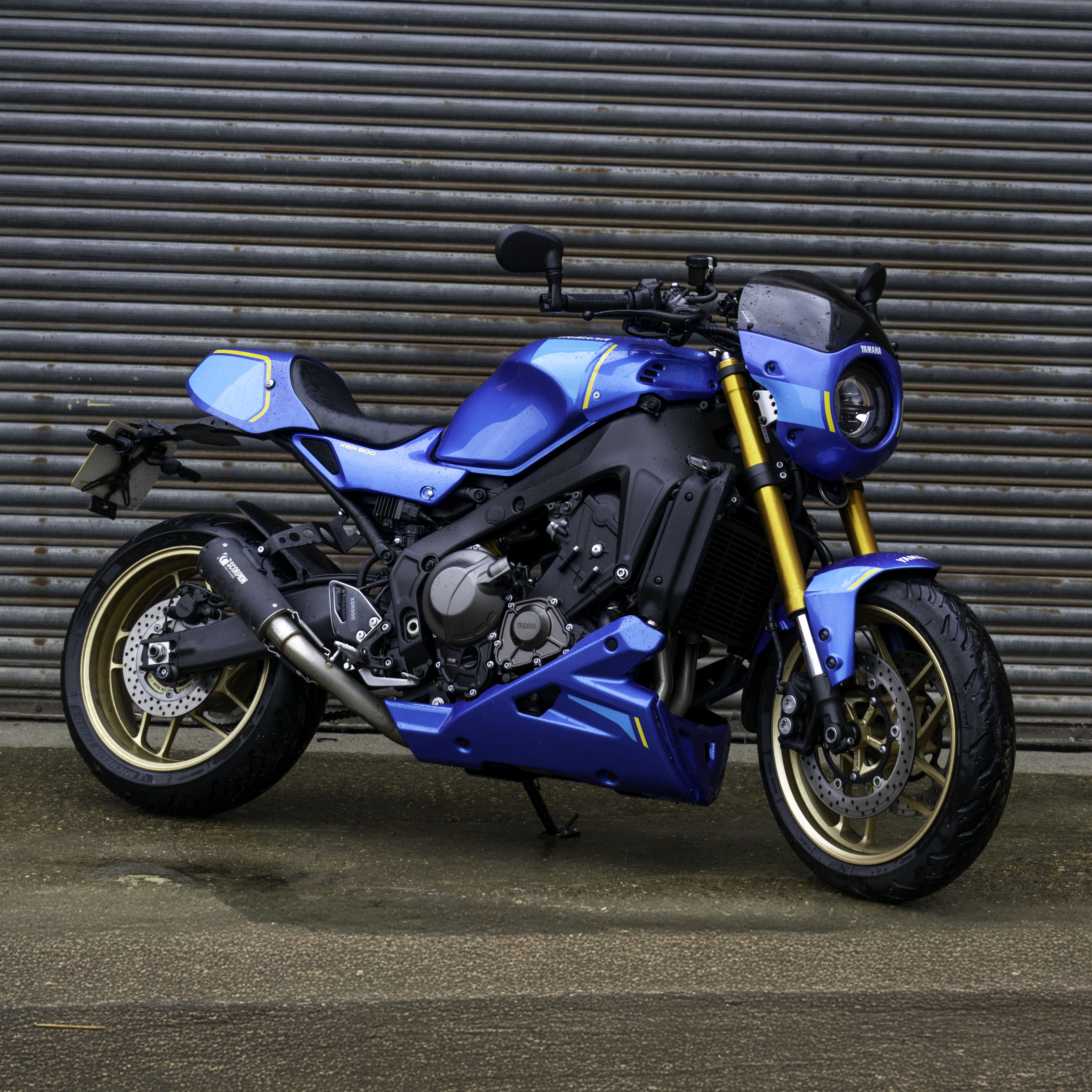 Pyramid Decals | Legend Blue Front Guard Decal | Yamaha XSR 900 2023>Current-Decals-Pyramid Motorcycle Accessories