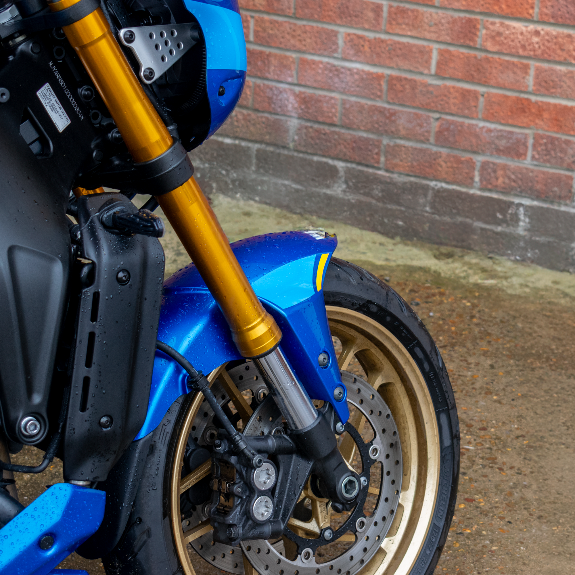 Pyramid Decals | Legend Blue Front Guard Decal | Yamaha XSR 900 2023>Current-Decals-Pyramid Motorcycle Accessories