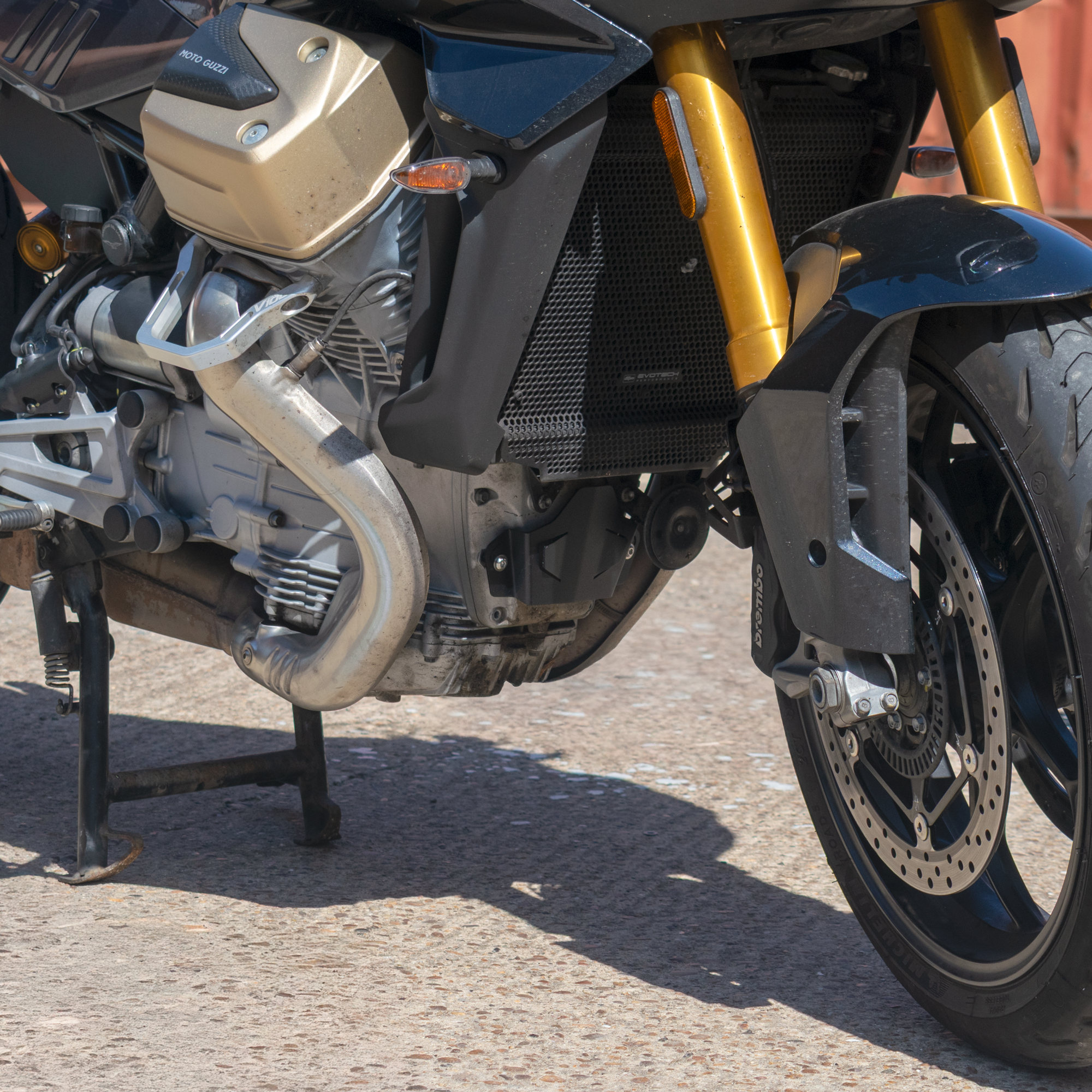 Pyramid Engine Cover | Matte Black | Moto Guzzi V100 Mandello 2022>Current -  Shop name
