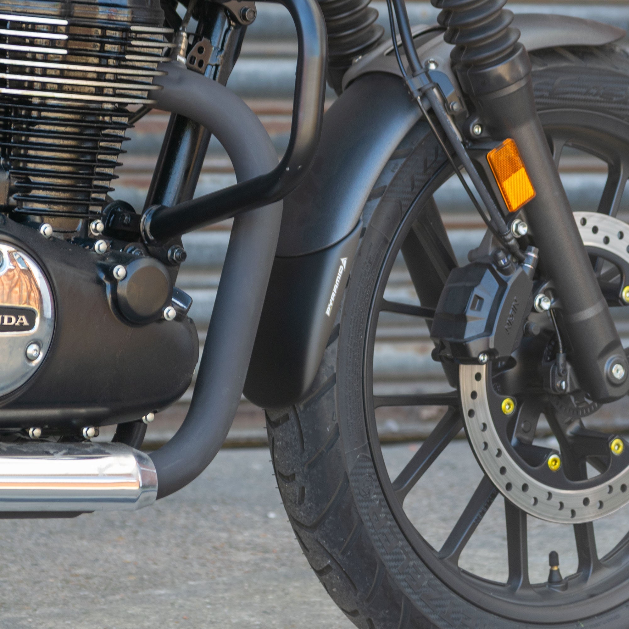 Pyramid Extenda Fenda | Matte Black | Honda GB350S 2025>Current -  Shop name