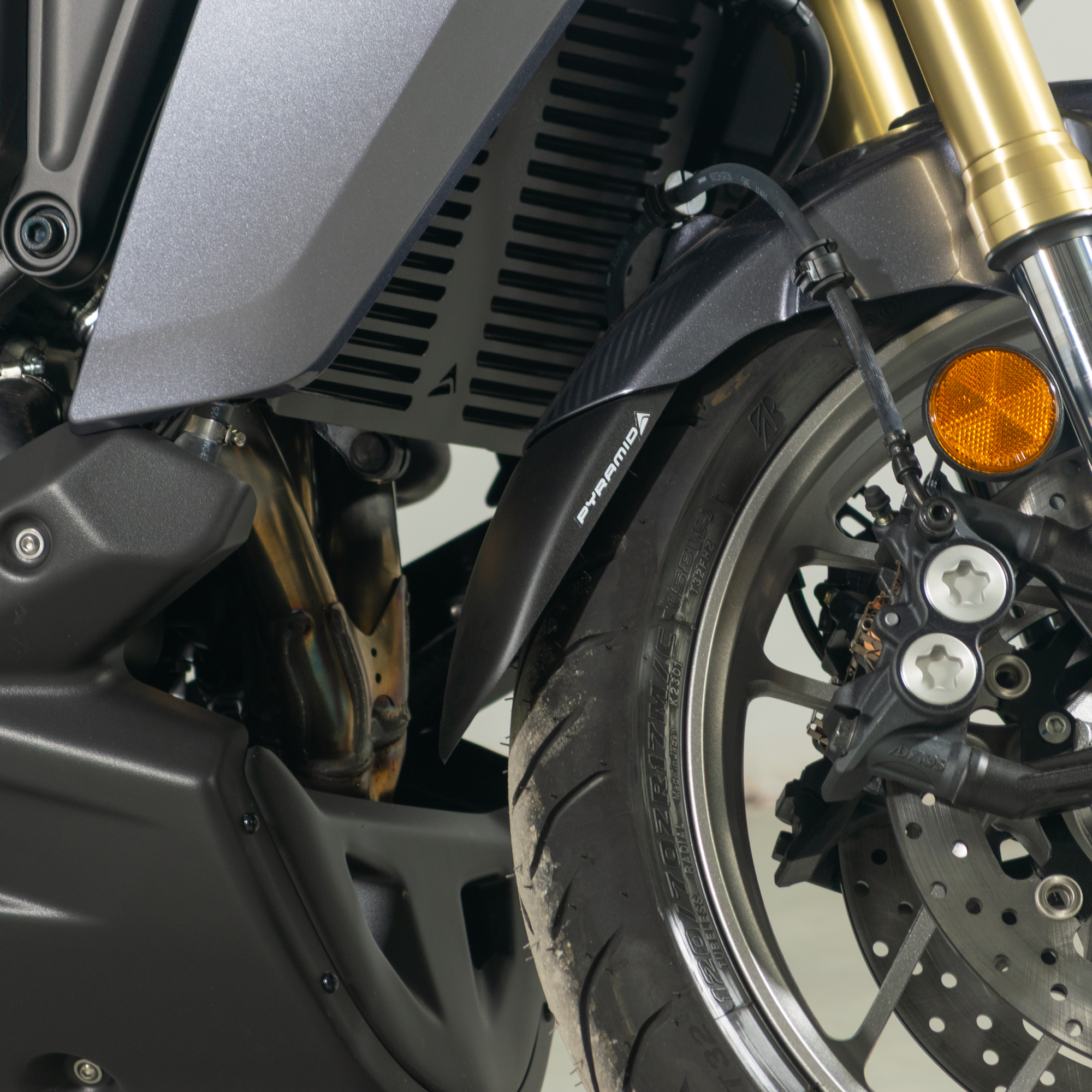 Pyramid Extenda Fenda | Matte Black | Yamaha Tracer 9 2021>Current -  Shop name