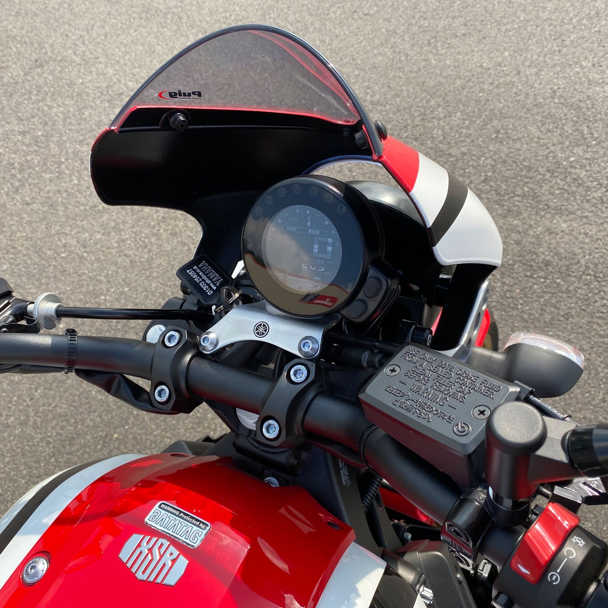Pyramid Fly Screen | Dynamic White Scheme | Yamaha XSR 900 2020>2021-Screens-Pyramid Motorcycle Accessories