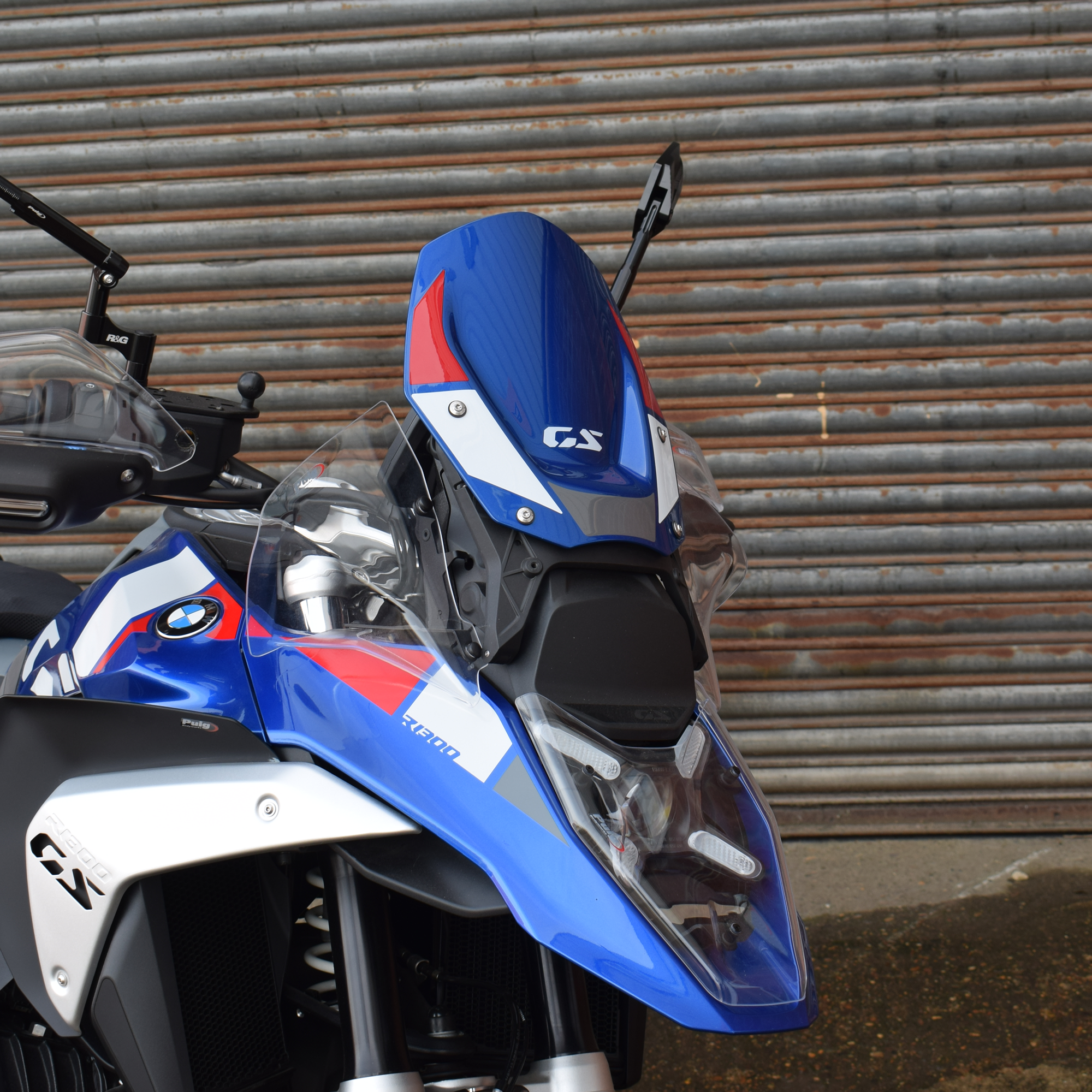 Pyramid Fly Screen | GS Trophy Colours | BMW R 1300 GS 2023>Current -  Shop name