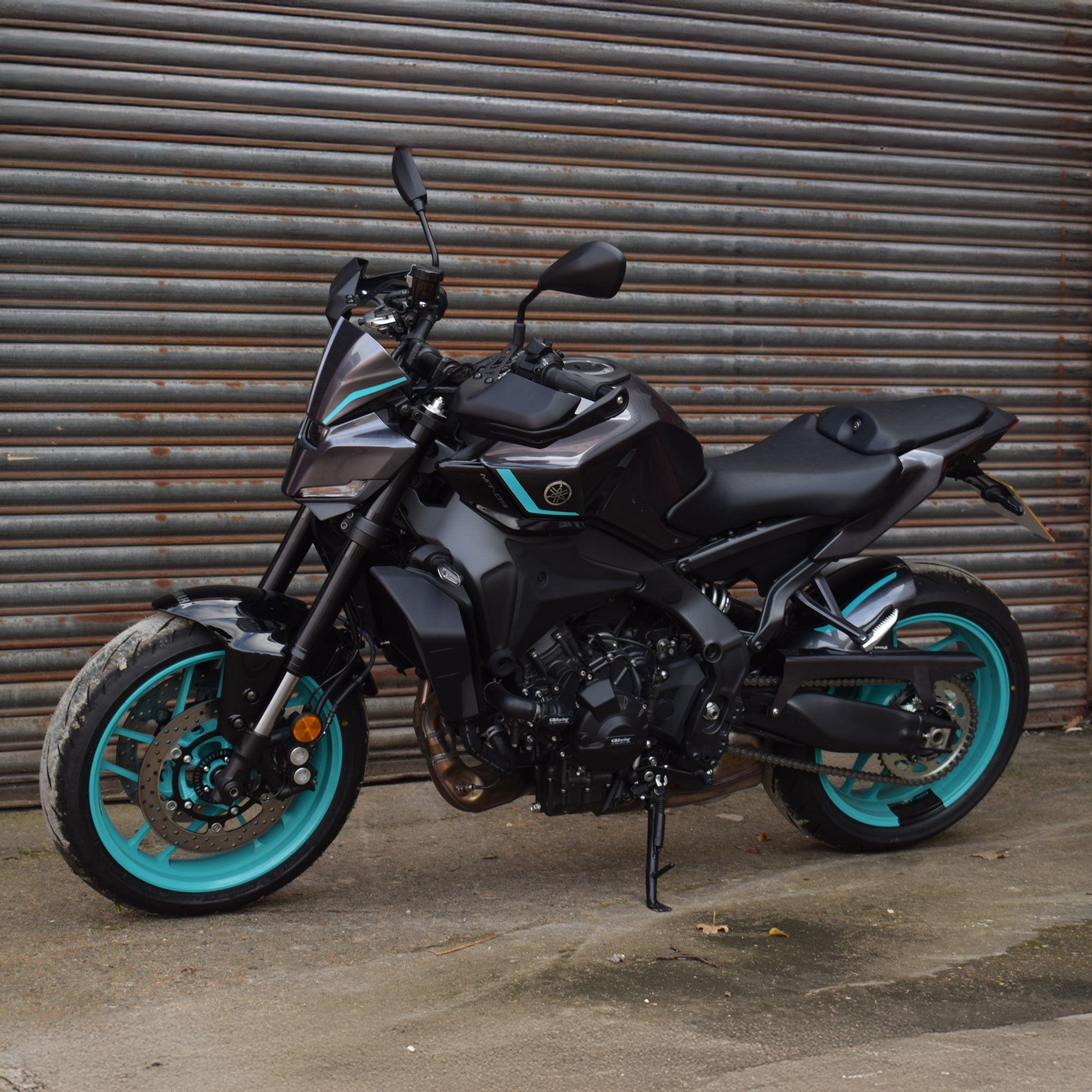 Pyramid Fly Screen | Ice Storm | Yamaha MT-09 2025>Current-Screens-Pyramid Motorcycle Accessories