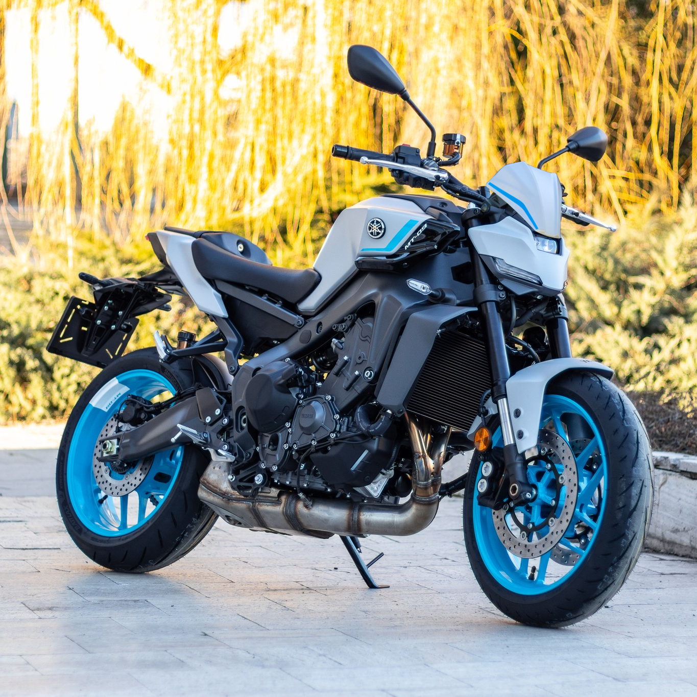 Pyramid Fly Screen | Ice Storm | Yamaha MT-09 2025>Current-Screens-Pyramid Motorcycle Accessories