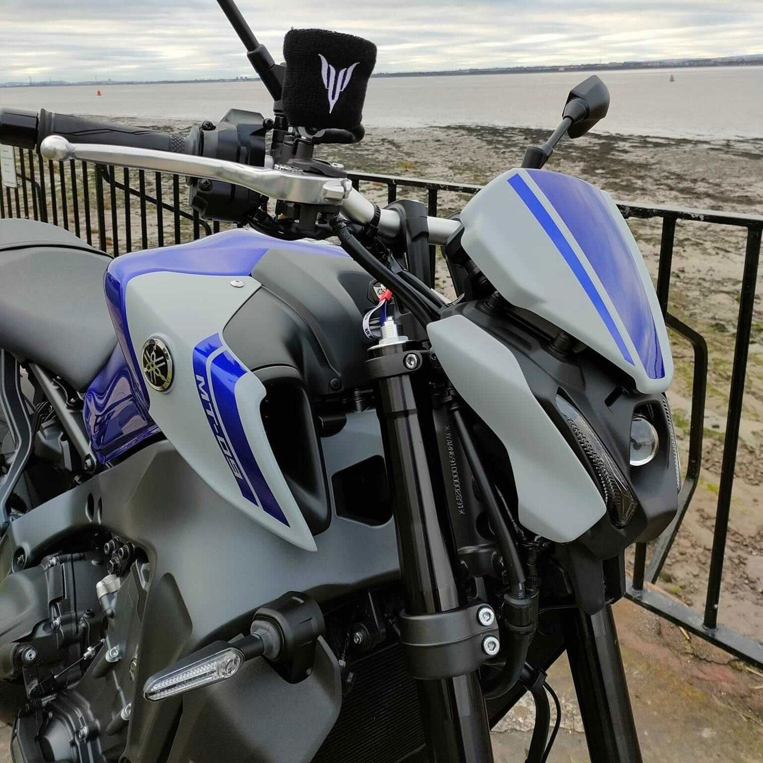 Pyramid Fly Screen | Icon Blue Colours | Yamaha MT-09 2021>2023 -  Shop name