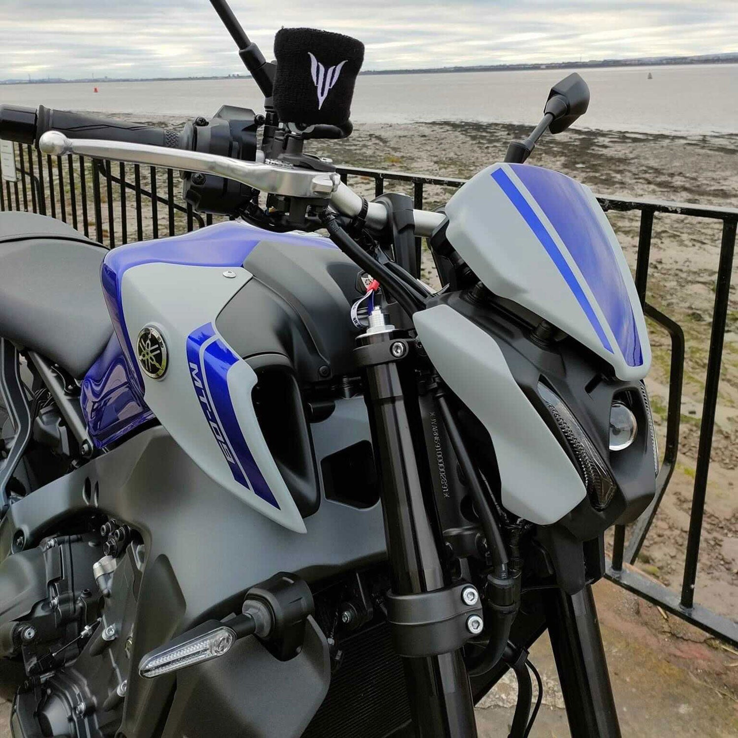 Pyramid Fly Screen | Icon Blue Colours | Yamaha MT-09 2022>2023 -  Shop name