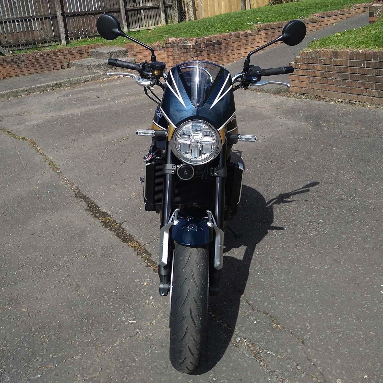 Pyramid Fly Screen | Metallic Dark Green Scheme | Kawasaki Z 900 RS 2022>Current -  Shop name