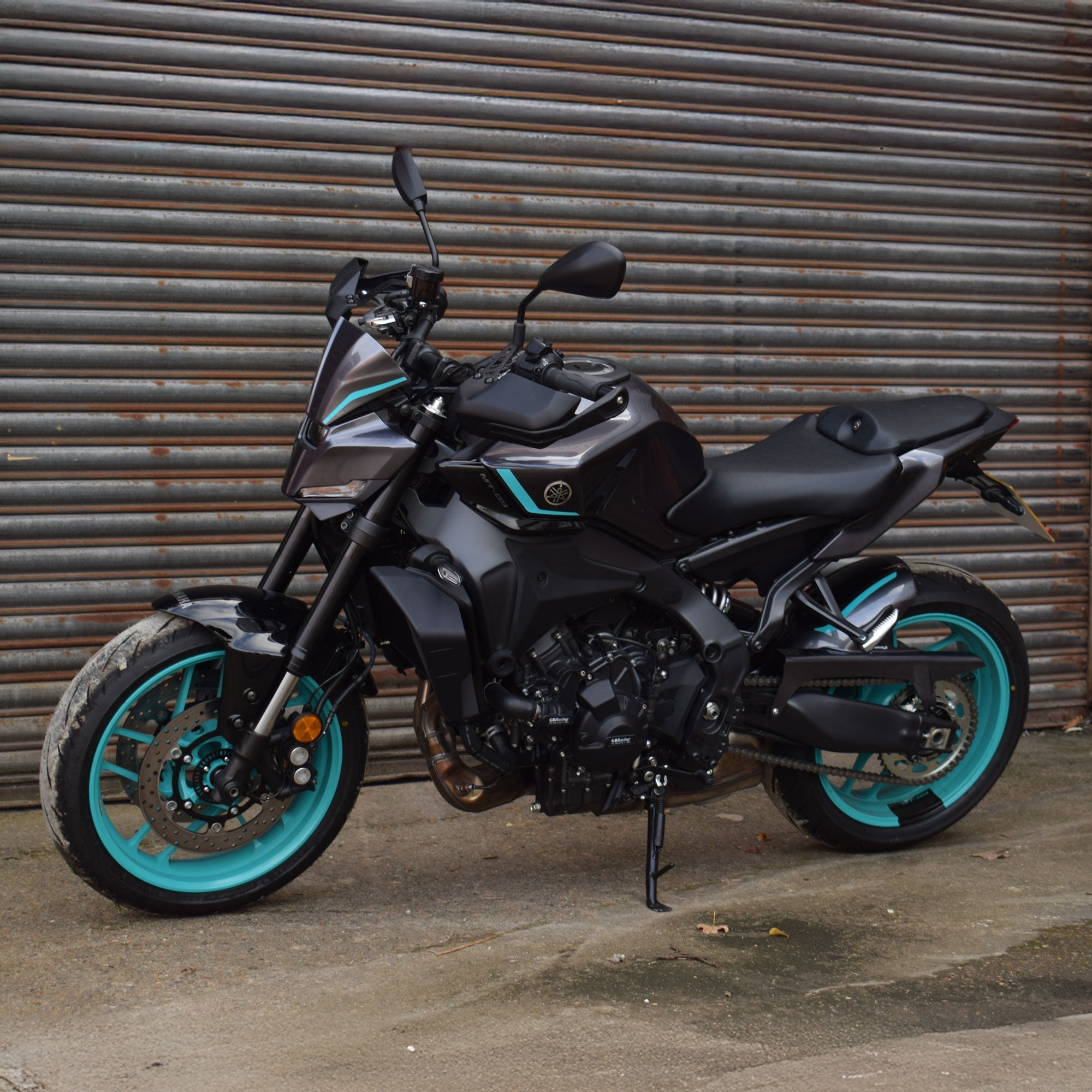 Pyramid Fly Screen | Midnight Cyan | Yamaha MT-09 2024>Current-Screens-Pyramid Motorcycle Accessories