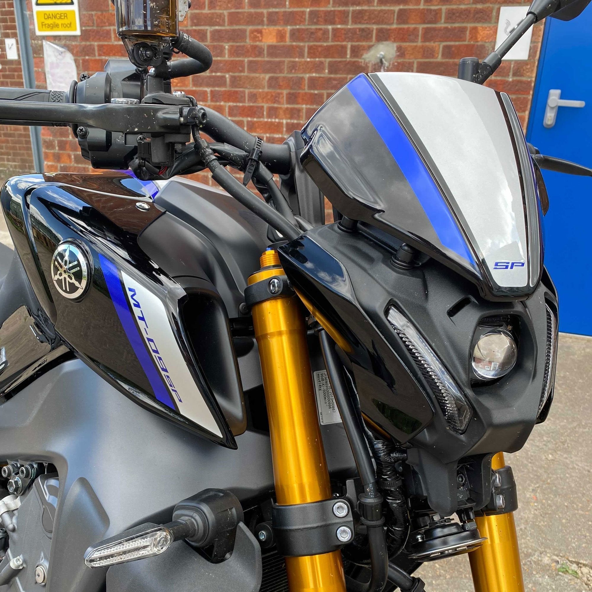 Pyramid Fly Screen | SP Colours | Yamaha MT-09 SP 2021>2023-22160G-Screens-Pyramid Motorcycle Accessories