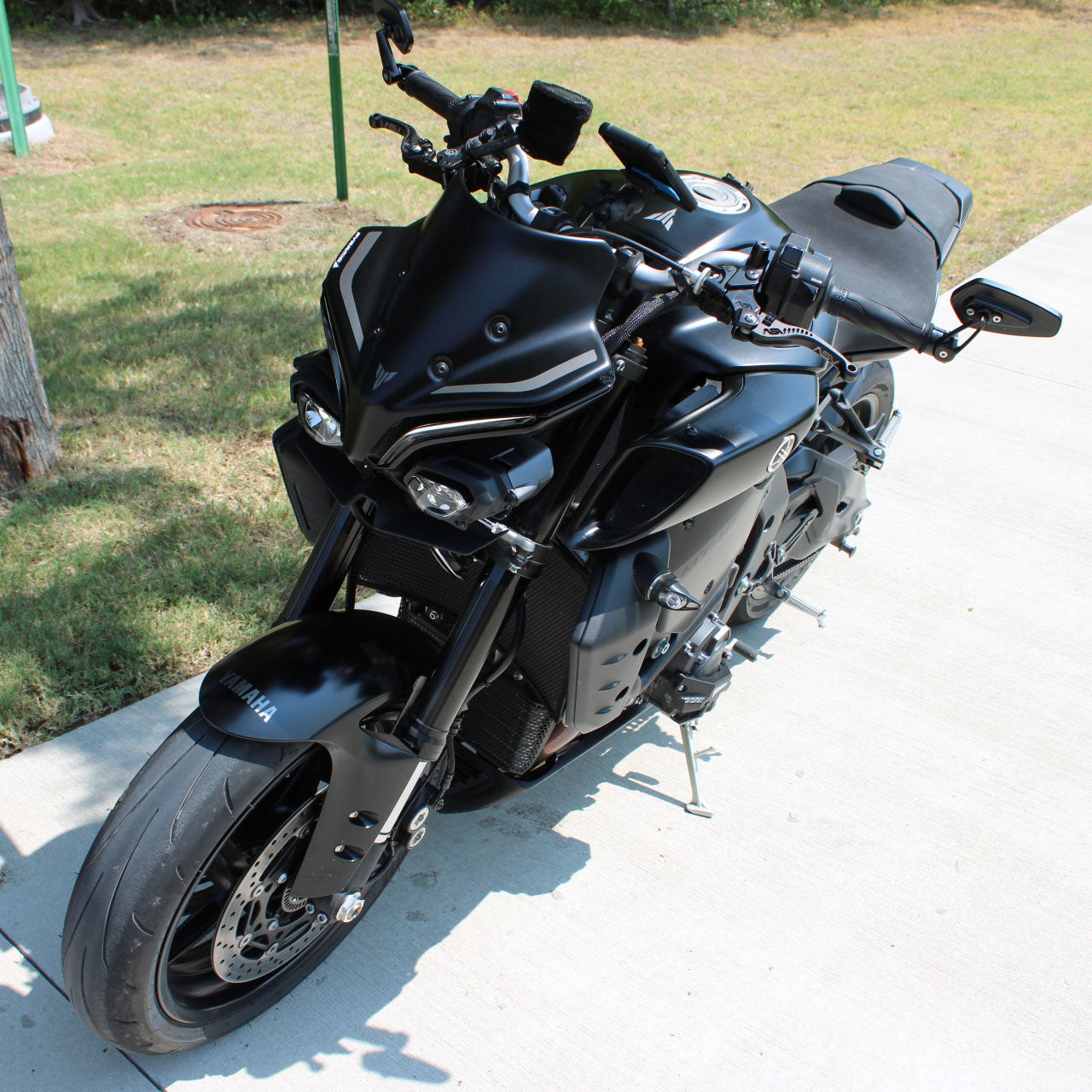 Pyramid Fly Screen | Tech Black Colours | Yamaha MT-10 2022>Current -  Shop name