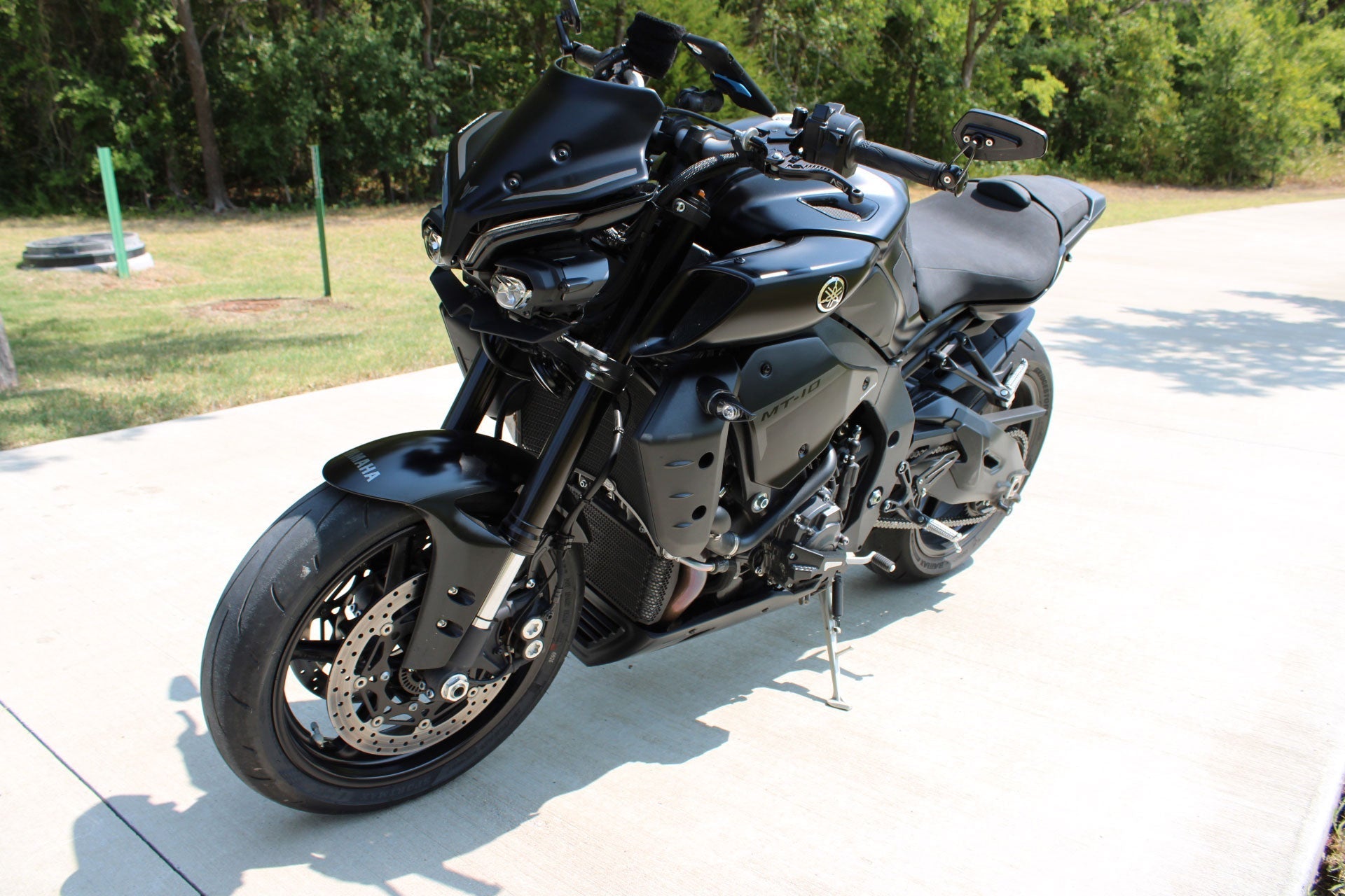 Pyramid Fly Screen | Tech Black Colours | Yamaha MT-10 2022>Current -  Shop name