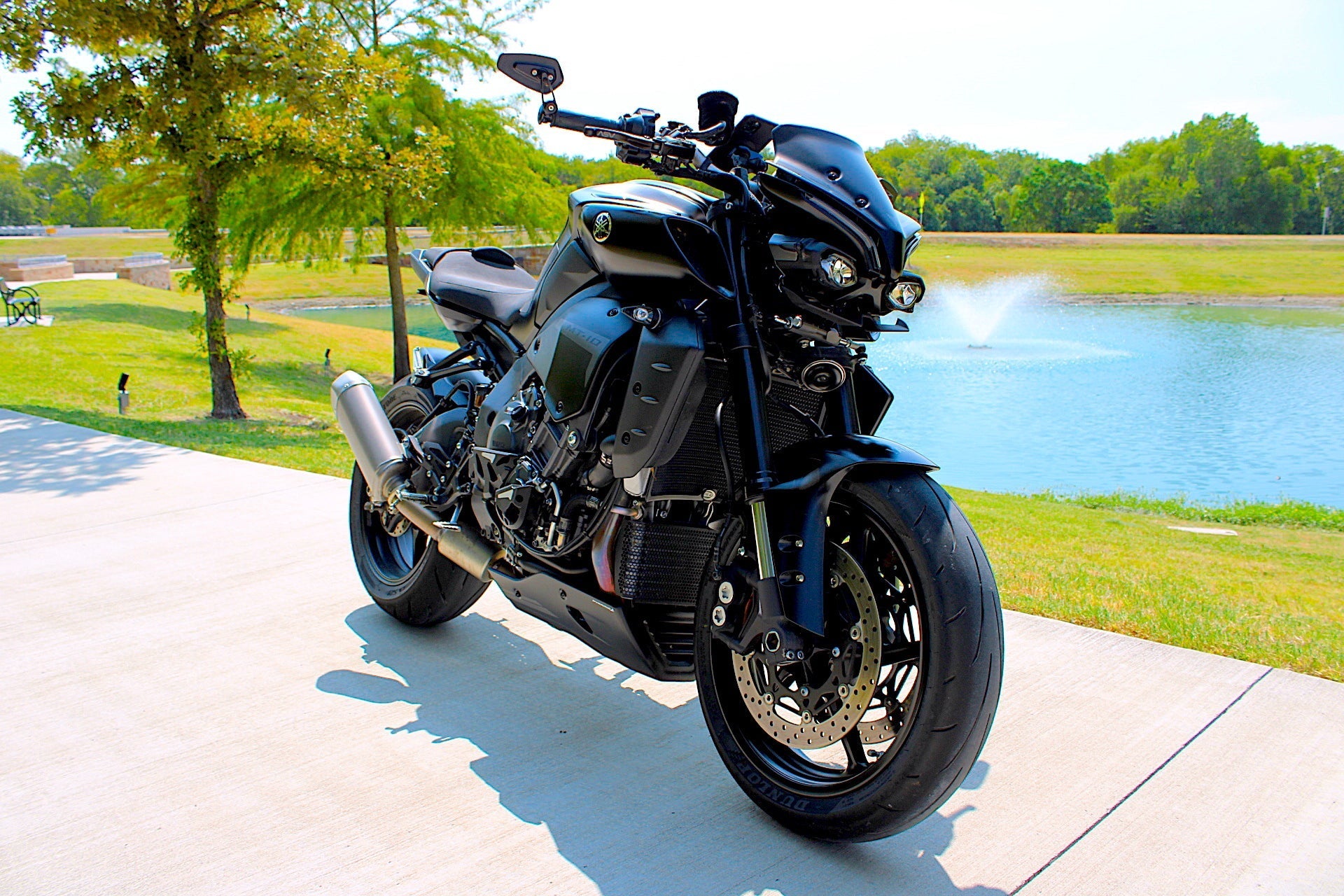 Pyramid Fly Screen | Tech Black Colours | Yamaha MT-10 2022>Current -  Shop name